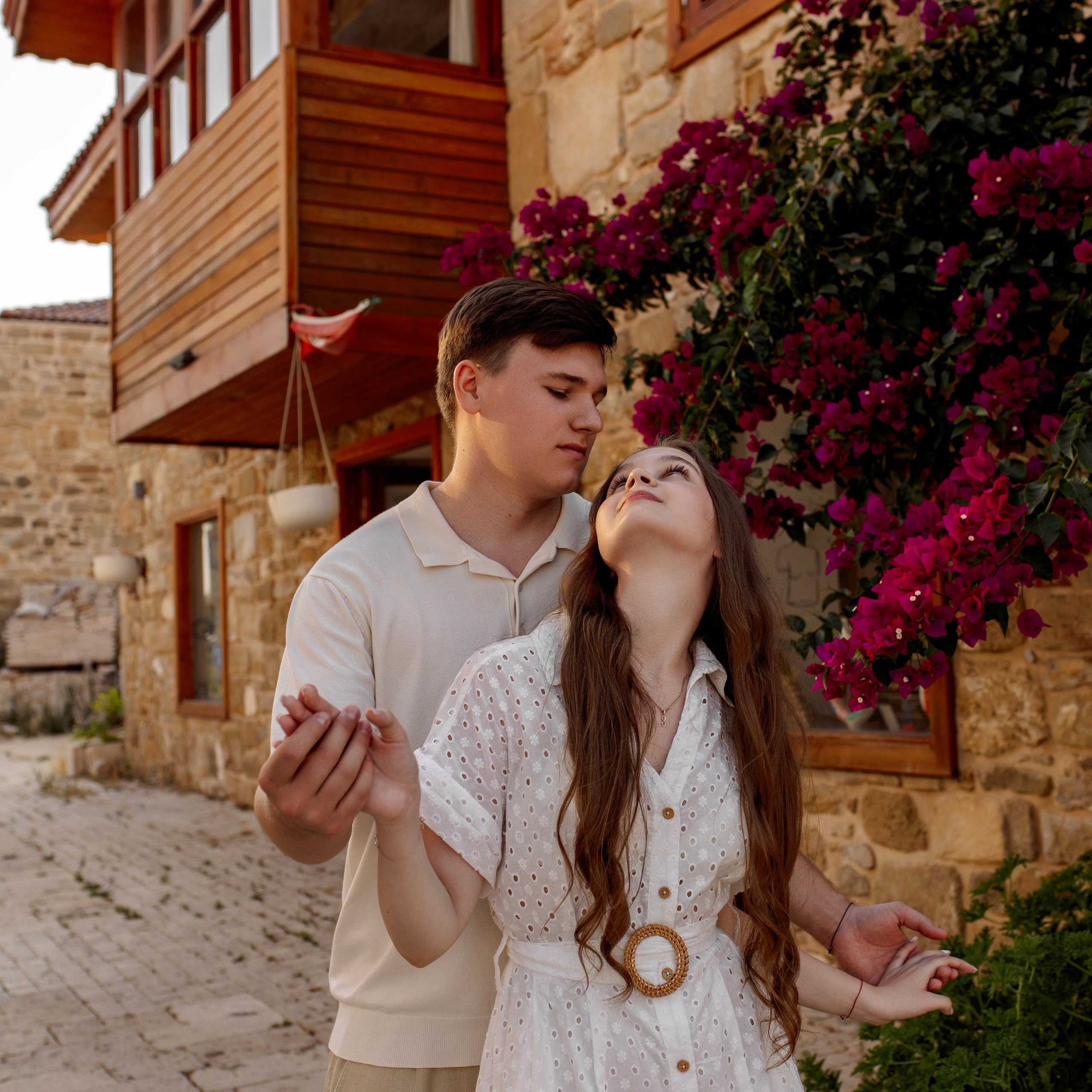 1.Love story Прогулка по Старому городу. Алсу Девели. Фотограф в Алании в Турции, Аланья, Сиде, Белек, Анталия, Кемер, Конаклы, Окурджалар. Фотосъемки в Алании. Фотосессия в Алания