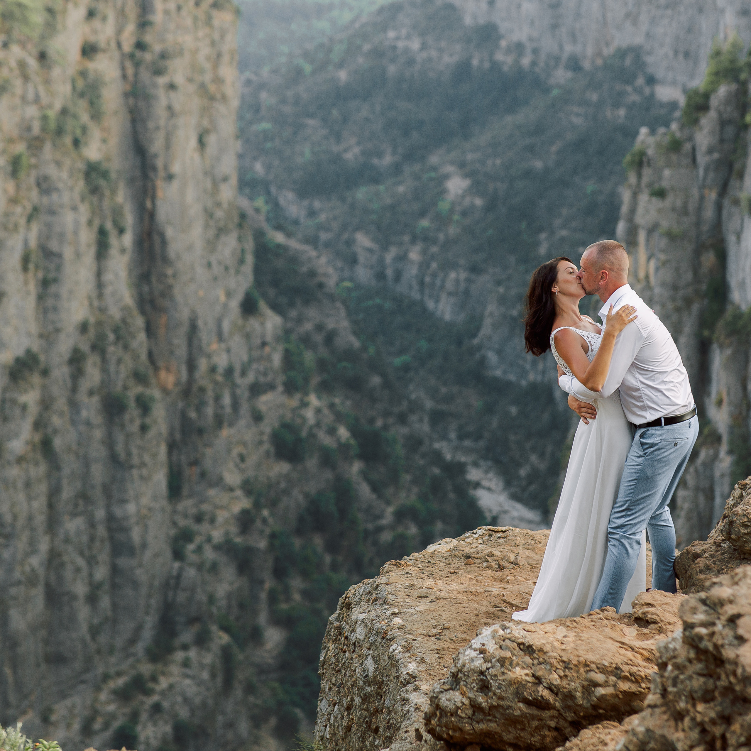 Парная фотосессия у каньона. Алсу Девели. Фотограф в Алании в Турции, Аланья, Сиде, Белек, Анталия, Кемер, Конаклы, Окурджалар. Фотосъемки в Алании. Фотосессия в Алания