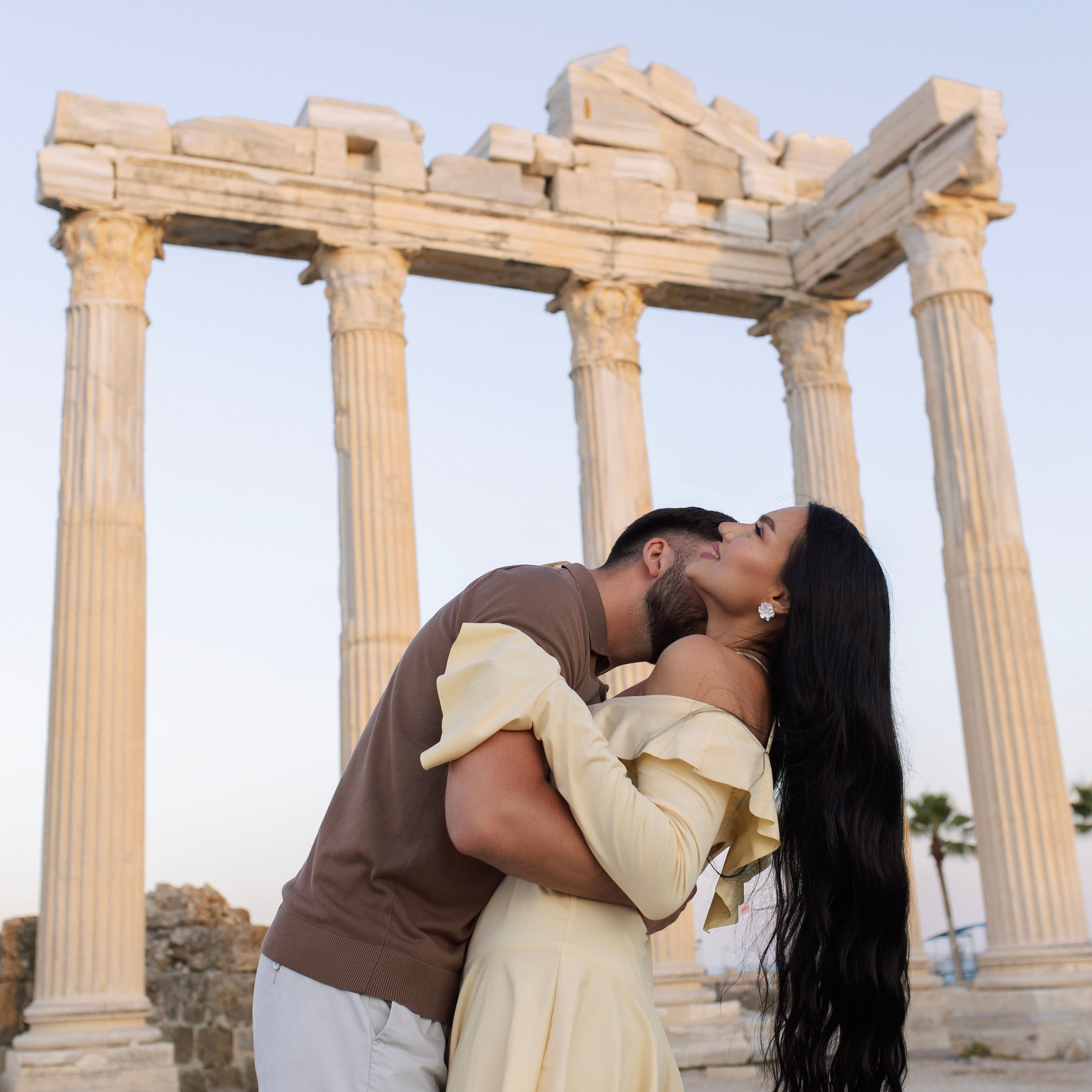 1.Love story Прогулка по Старому городу. Алсу Девели. Фотограф в Алании в Турции, Аланья, Сиде, Белек, Анталия, Кемер, Конаклы, Окурджалар. Фотосъемки в Алании. Фотосессия в Алания