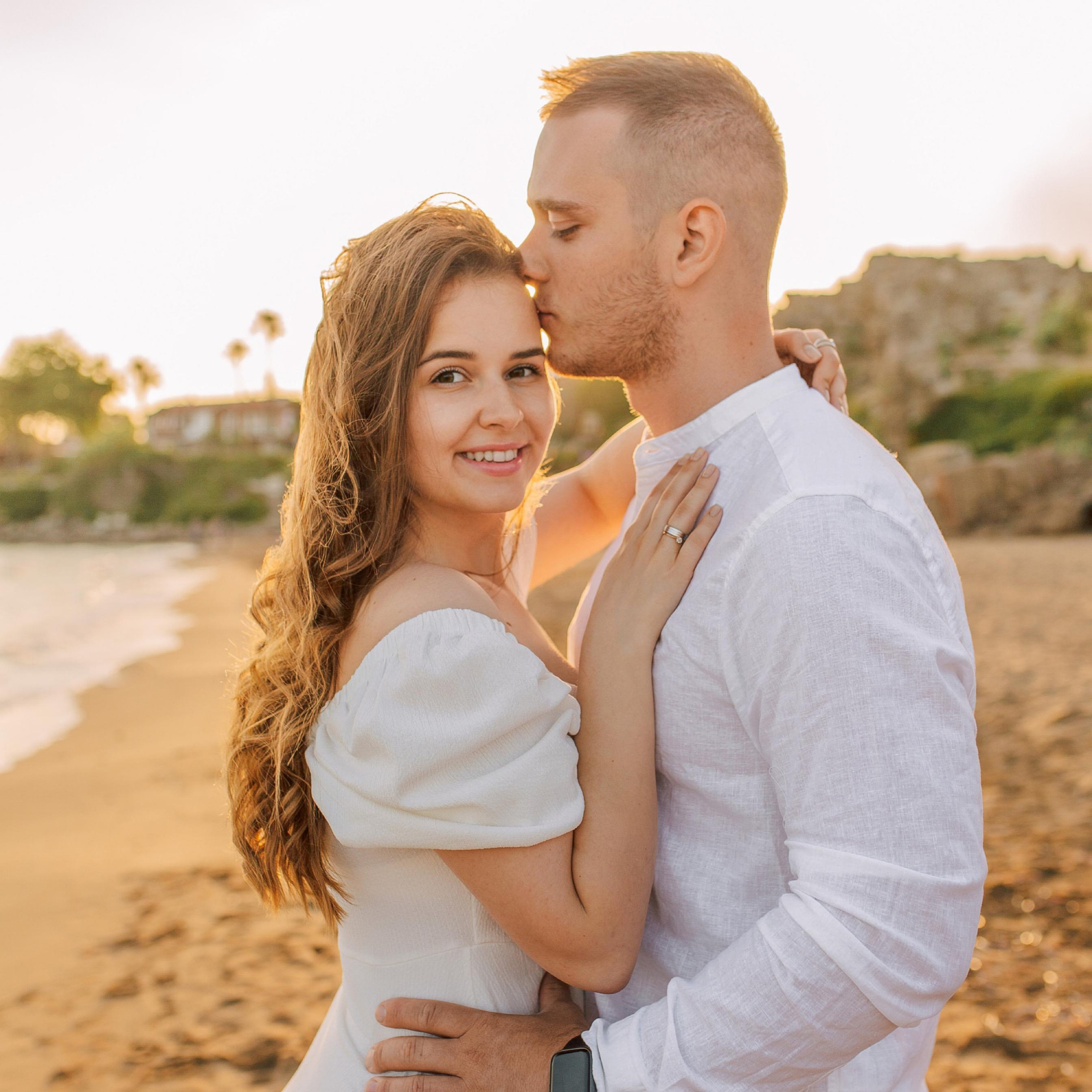 Love Story на пляже в Сиде на закате. Алсу Девели. Фотограф в Алании в Турции, Аланья, Сиде, Белек, Анталия, Кемер, Конаклы, Окурджалар. Фотосъемки в Алании. Фотосессия в Алания