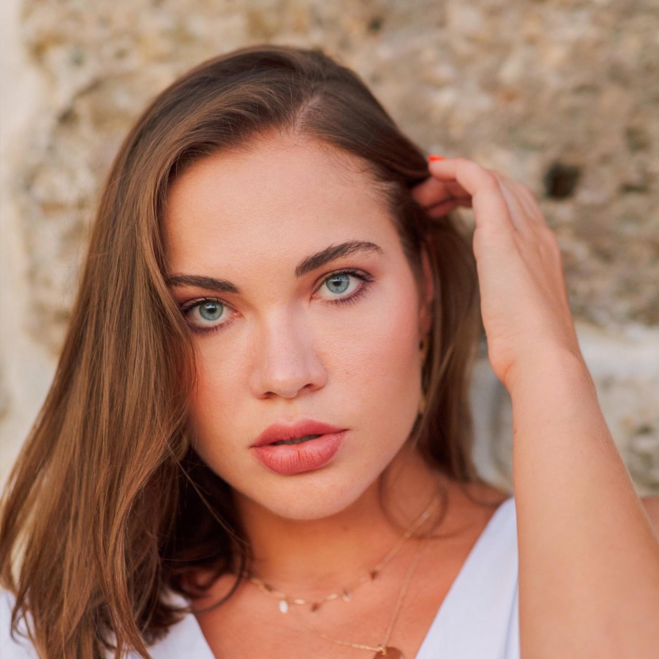 Индивидуальная фотосессия в древнем городе Сиде на закате. Алсу Девели. Фотограф в Алании в Турции, Аланья, Сиде, Белек, Анталия, Кемер, Конаклы, Окурджалар. Фотосъемки в Алании. Фотосессия в Алания