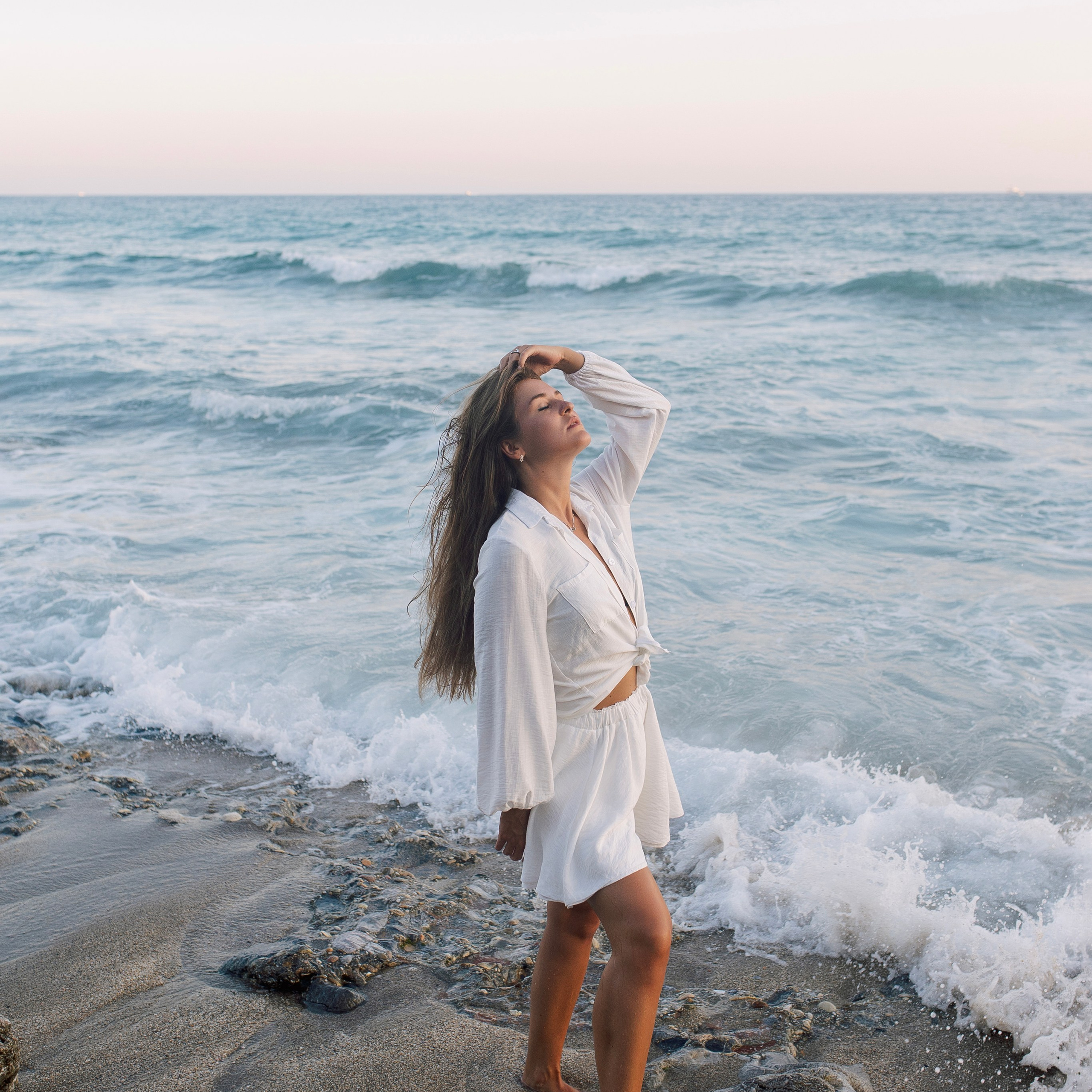 Пляж. Закатная съемка на пляже Клеопатры в Алании. Аланья. Алсу Девели. Фотограф в Алании в Турции, Аланья, Сиде, Белек, Анталия, Кемер, Конаклы, Окурджалар. Фотосъемки в Алании. Фотосессия в Алания