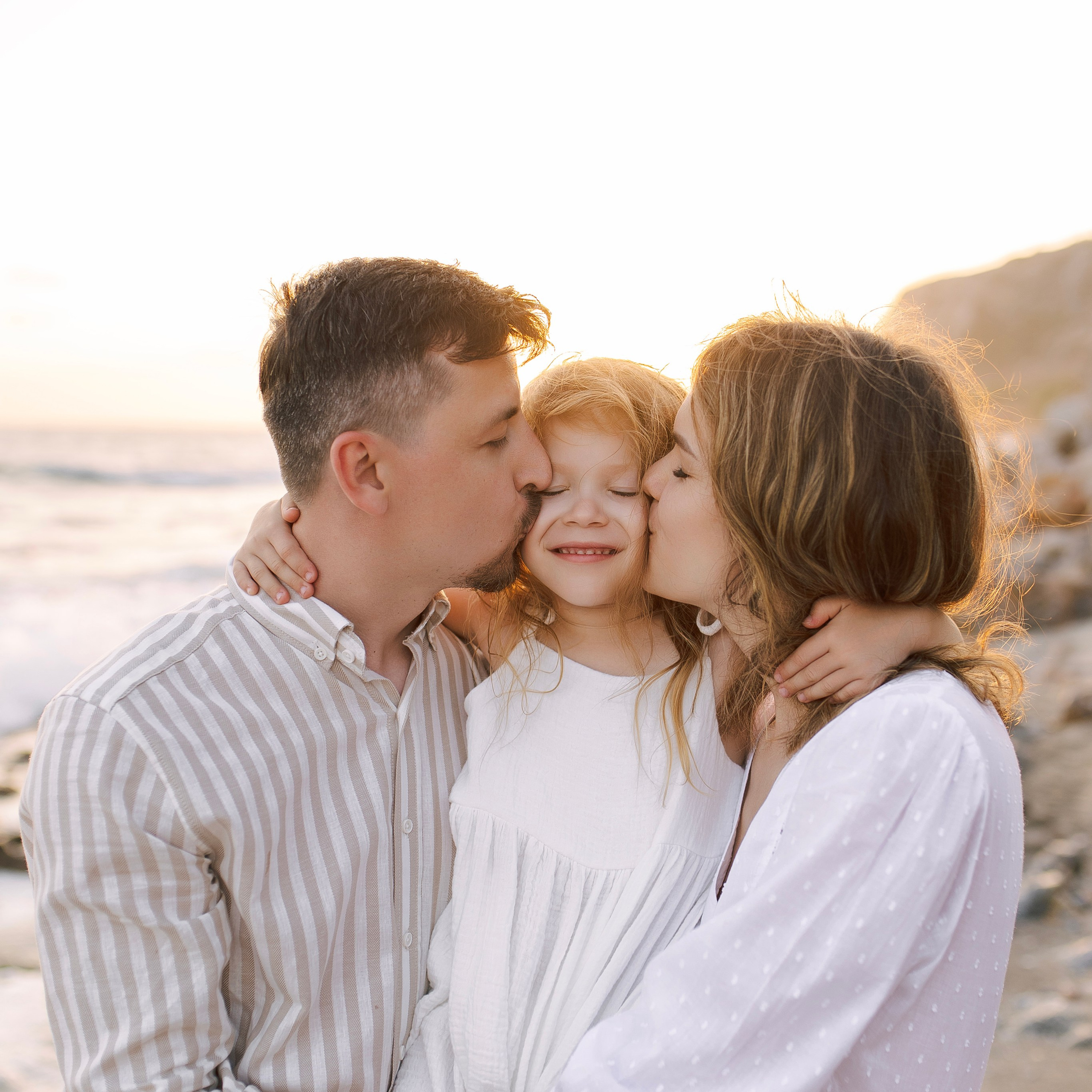 Свет и чувства на закате Семейная фотосессия на пляже Клеопатры. Алсу Девели | Свадебный и семейный фотограф в Турции Алании, Алания, Аланья, Сиде, Белеке, Анталия