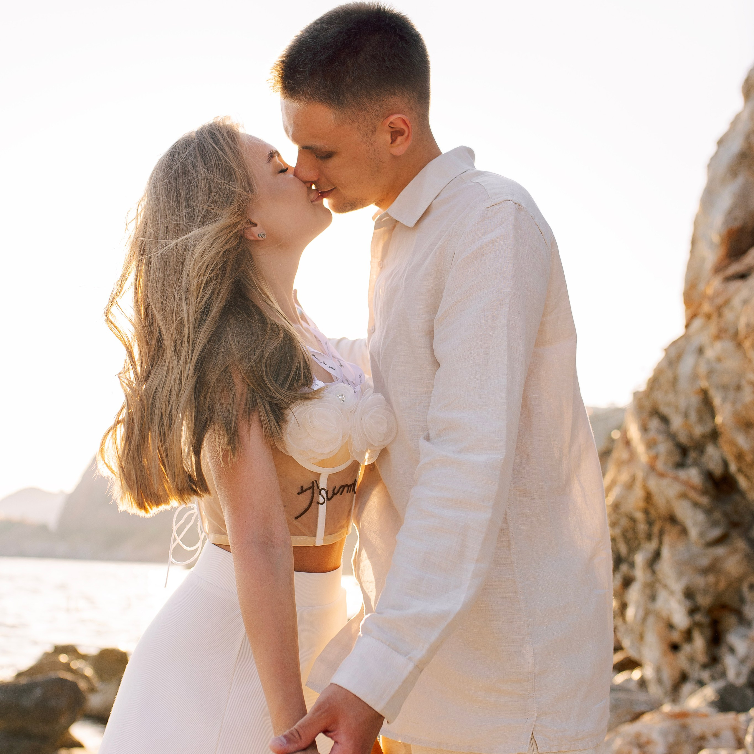 Пляж. Love story на пляже клеопатры на закате. Аланья. Алсу Девели. Фотограф в Алании в Турции, Аланья, Сиде, Белек, Анталия, Кемер, Конаклы, Окурджалар. Фотосъемки в Алании. Фотосессия в Алания