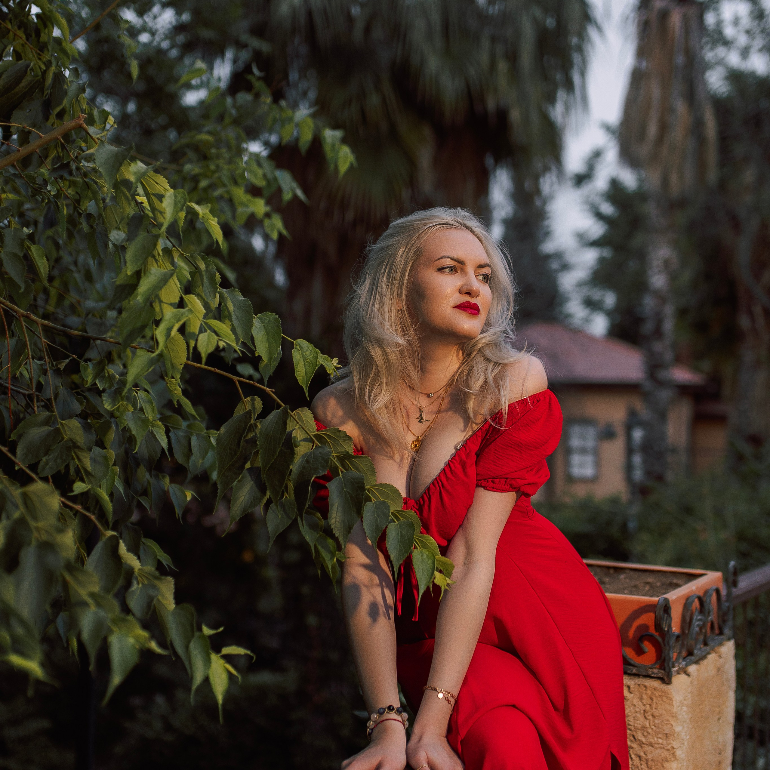 Individual photo session in Antalya Kaleici. Alsu Develi, Photographer in Turkey, Alanya, Side, Belek, Antalya, Kemer, Turkiye. Photoshooting in Alanya. Photosession in Belek, Side