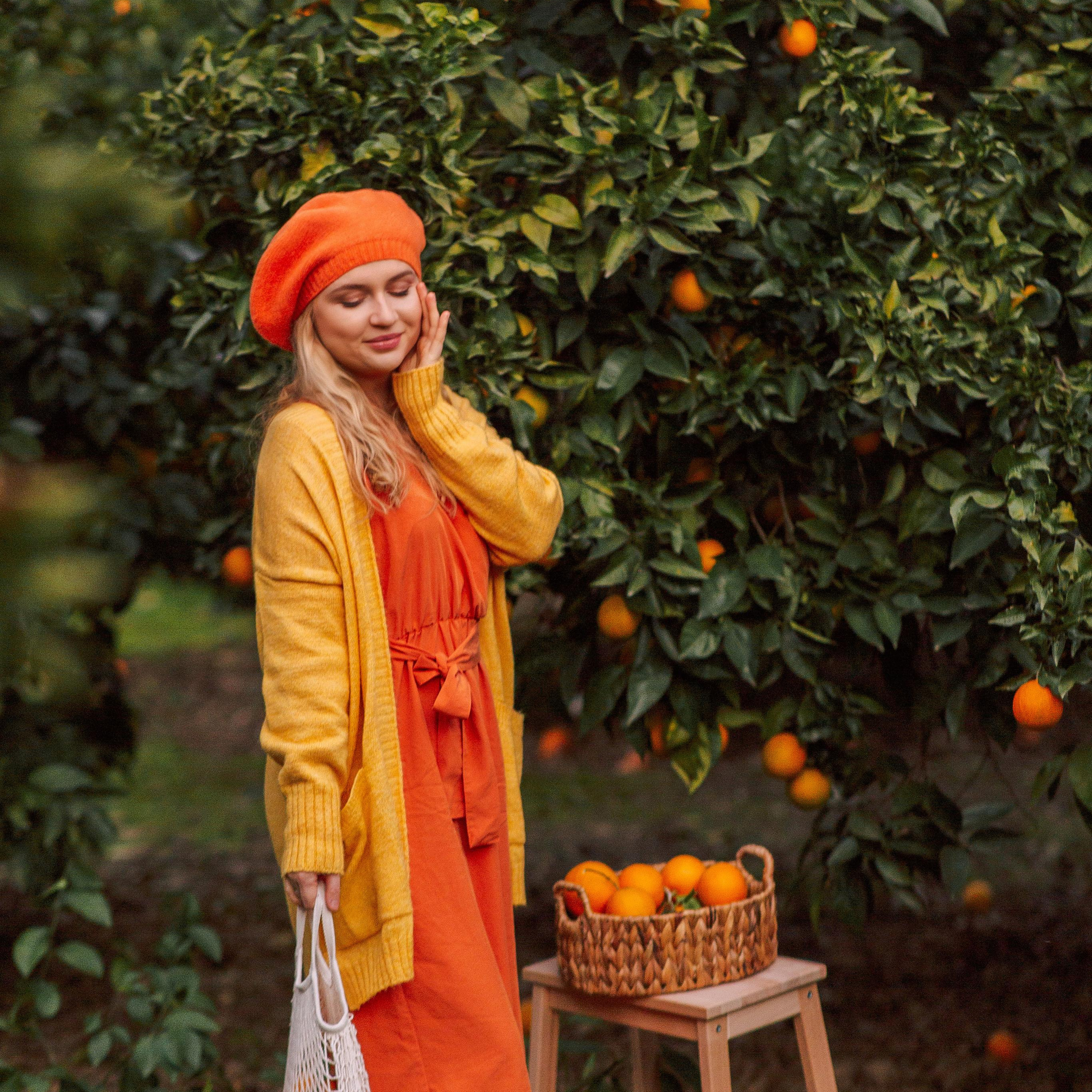 Фотосессия в апельсиновом саду. Алсу Девели. Фотограф в Алании в Турции, Аланья, Сиде, Белек, Анталия, Кемер, Конаклы, Окурджалар. Фотосъемки в Алании. Фотосессия в Алания