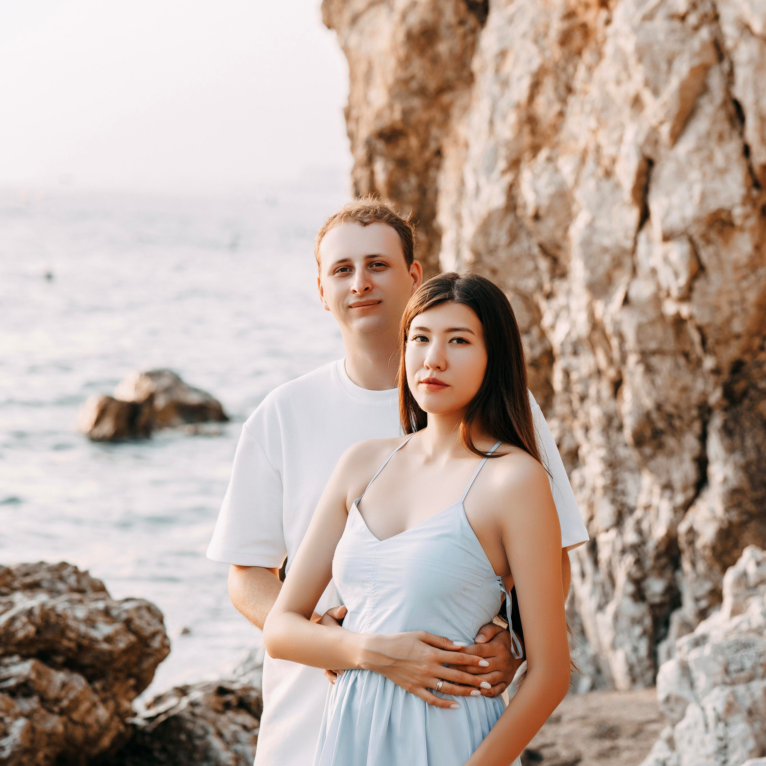 Sunset. Photo session of a love story on the beach at sunset. Alsu Develi, Photographer in Turkey, Alanya, Side, Belek, Antalya, Kemer, Turkiye. Photoshooting in Alanya. Photosession in Belek, Side
