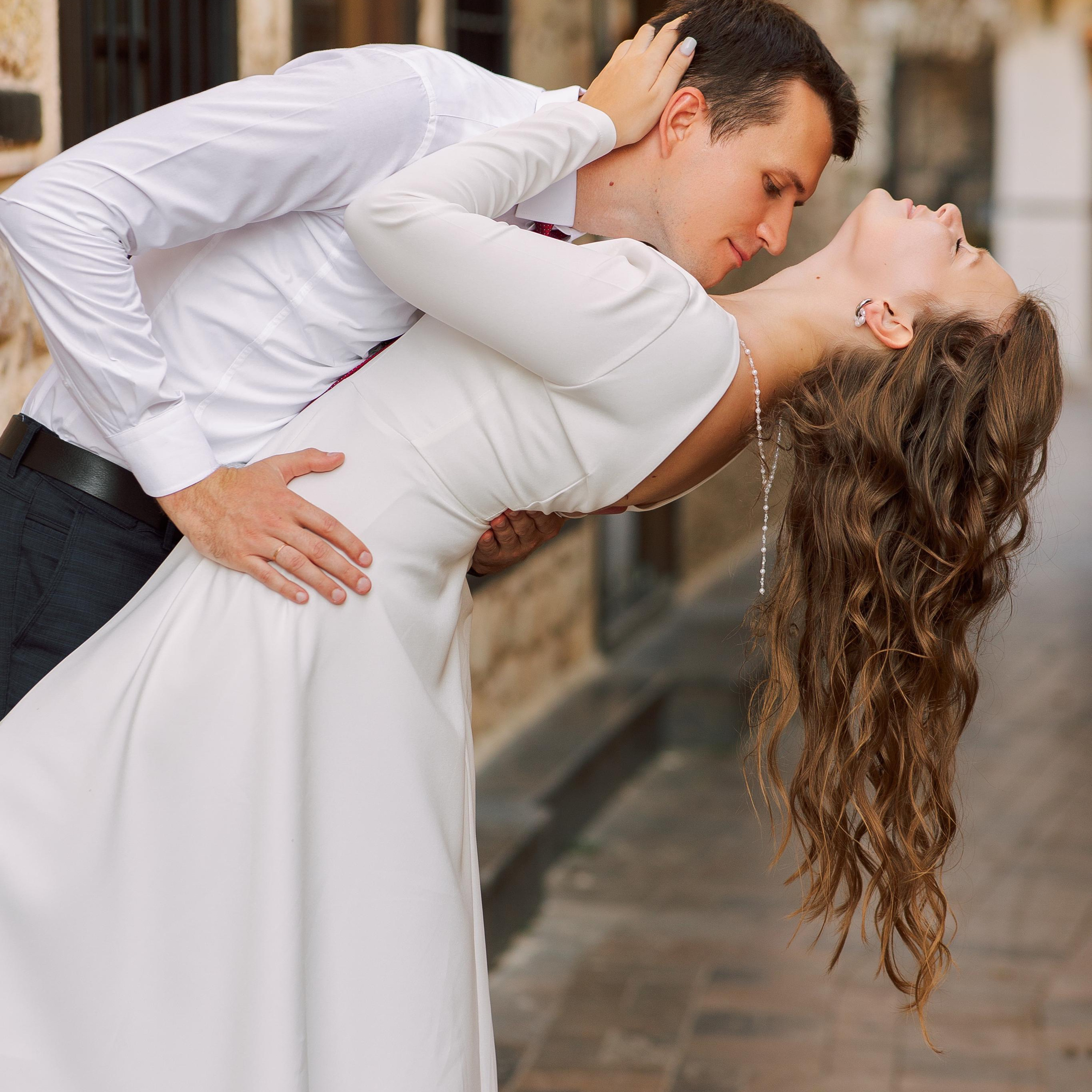 Wedding photo session in Kaleici, Antalya. Alsu Develi, Photographer in Turkey, Alanya, Side, Belek, Antalya, Kemer, Turkiye. Photoshooting in Alanya. Photosession in Belek, Side