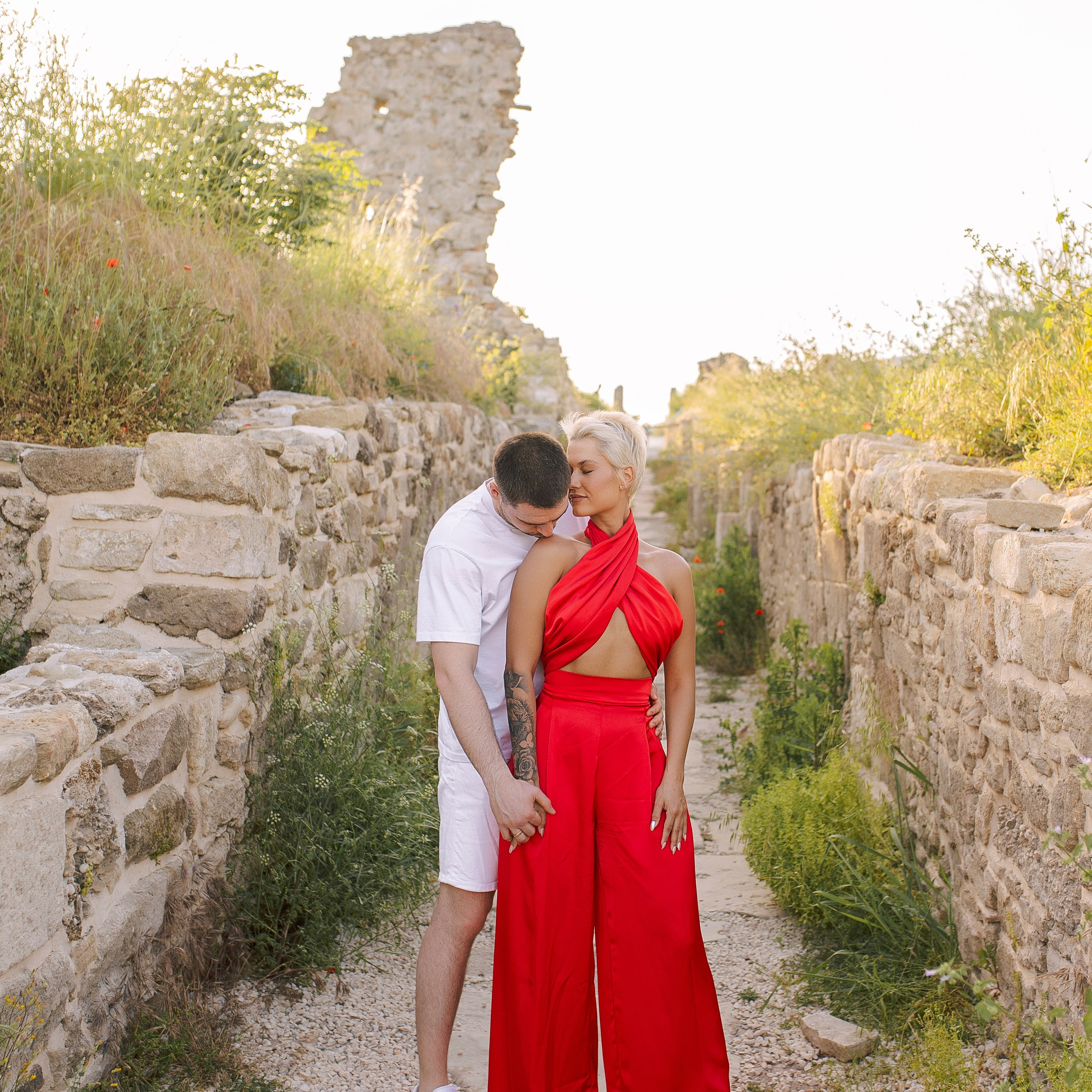 .Love story Прогулка по Старому городу. Алсу Девели. Фотограф в Алании в Турции, Аланья, Сиде, Белек, Анталия, Кемер, Конаклы, Окурджалар. Фотосъемки в Алании. Фотосессия в Алания