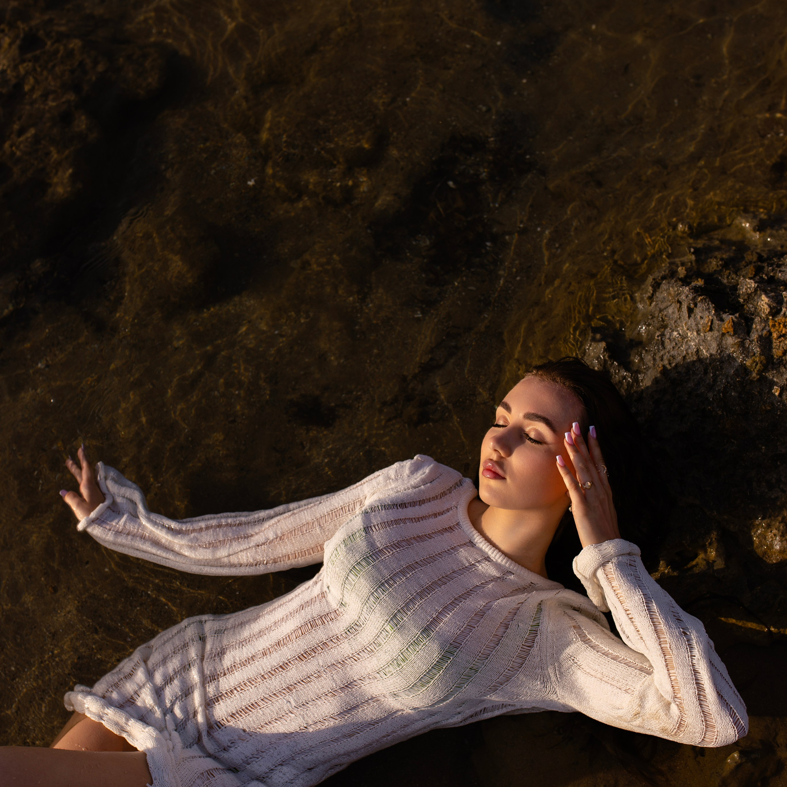 Рассвет. Индивидуальная фотосессия на пляже в Сиде. Алсу Девели. Фотограф в Алании в Турции, Аланья, Сиде, Белек, Анталия, Кемер, Конаклы, Окурджалар. Фотосъемки в Алании. Фотосессия в Алания