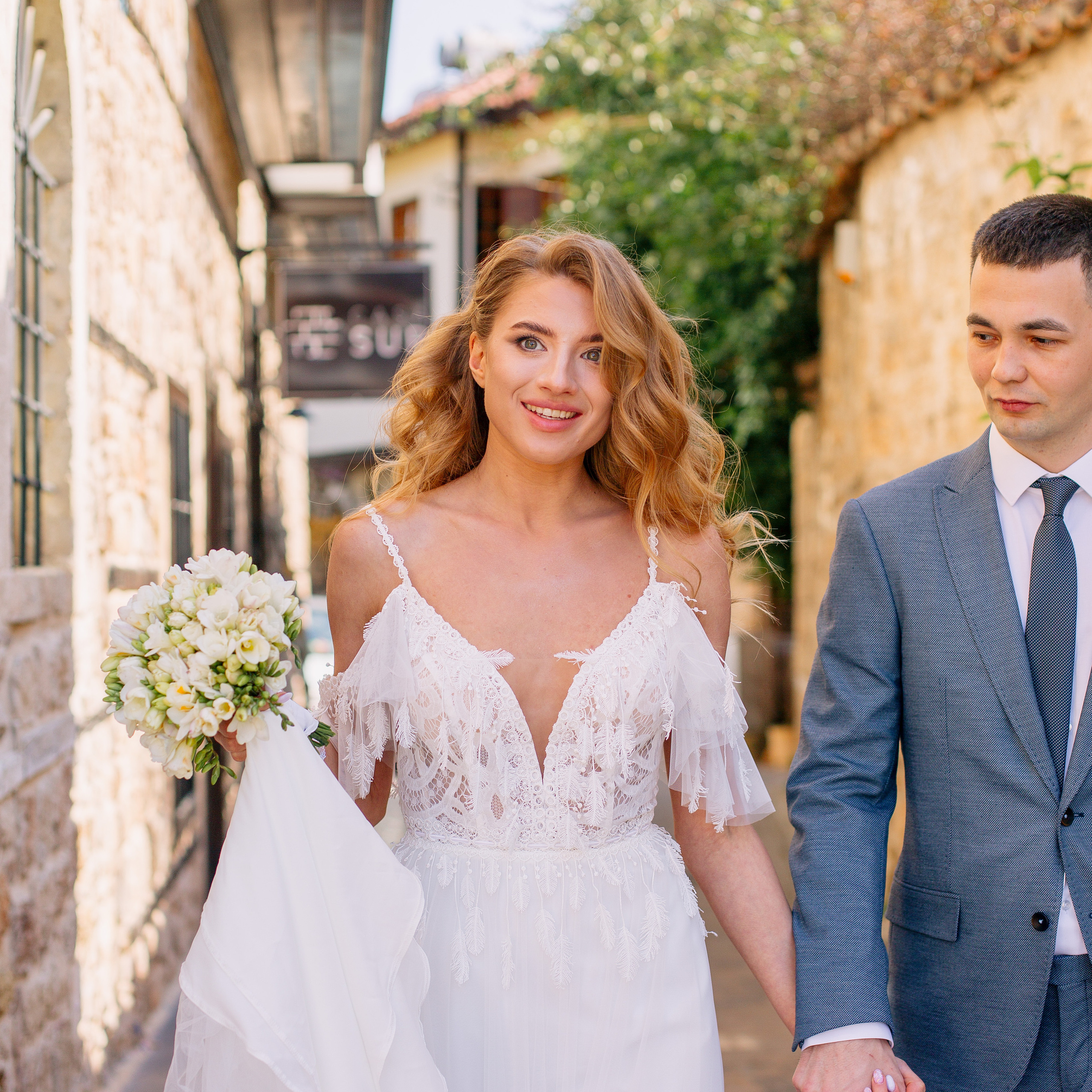 Wedding photo session in Kaleici, Antalya. Alsu Develi, Photographer in Turkey, Alanya, Side, Belek, Antalya, Kemer, Turkiye. Photoshooting in Alanya. Photosession in Belek, Side