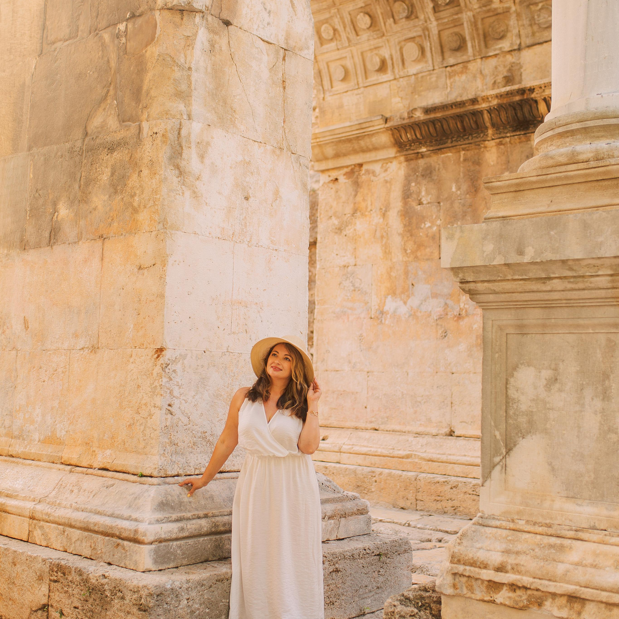 Колоритные улочки Анталии. Алсу Девели. Фотограф в Алании в Турции, Аланья, Сиде, Белек, Анталия, Кемер, Конаклы, Окурджалар. Фотосъемки в Алании. Фотосессия в Алания