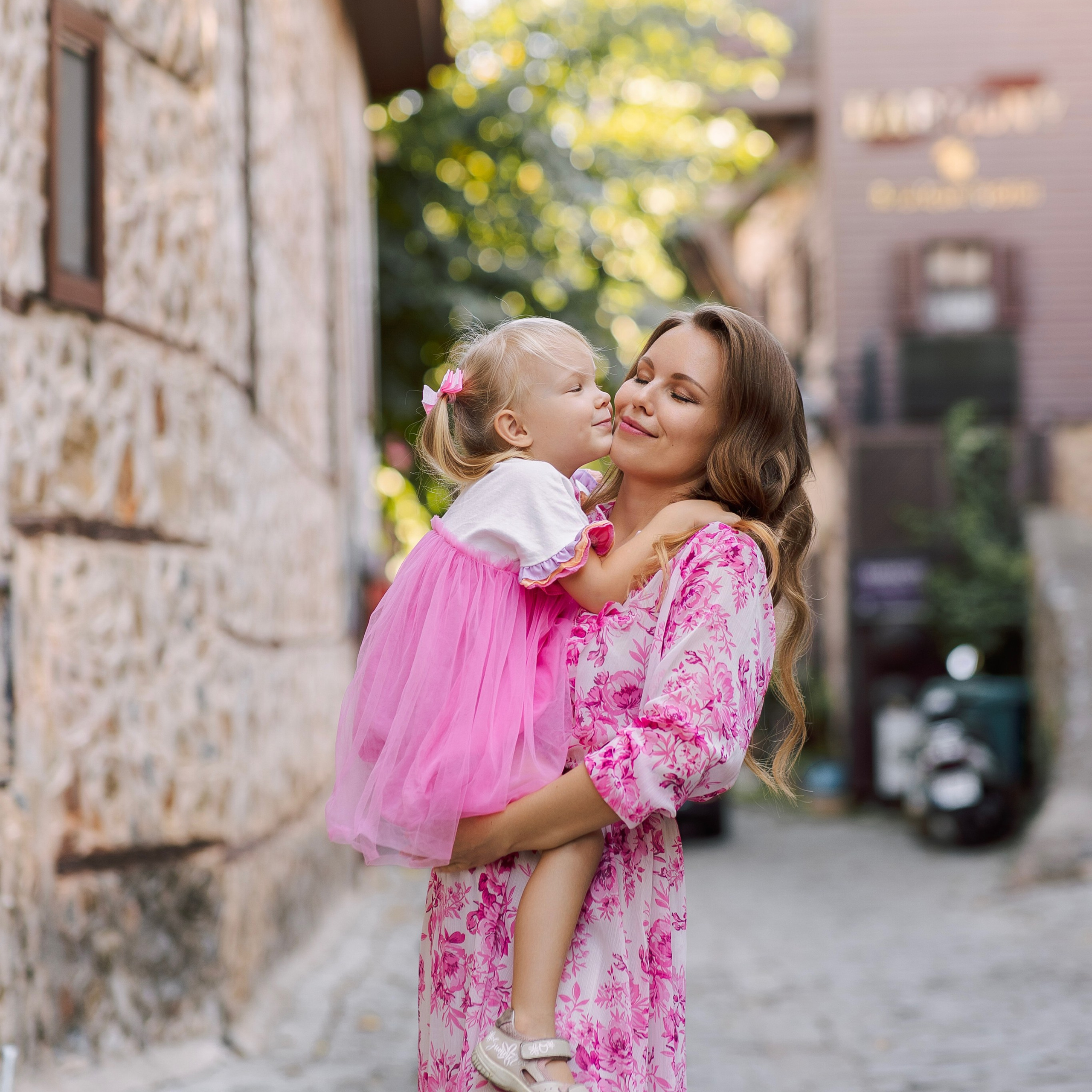 День. Колоритные улочки. Семейная съемка у крепости Алании. Алсу Девели. Фотограф в Алании в Турции, Аланья, Сиде, Белек, Анталия, Кемер, Конаклы, Окурджалар. Фотосъемки в Алании. Фотосессия в Алания