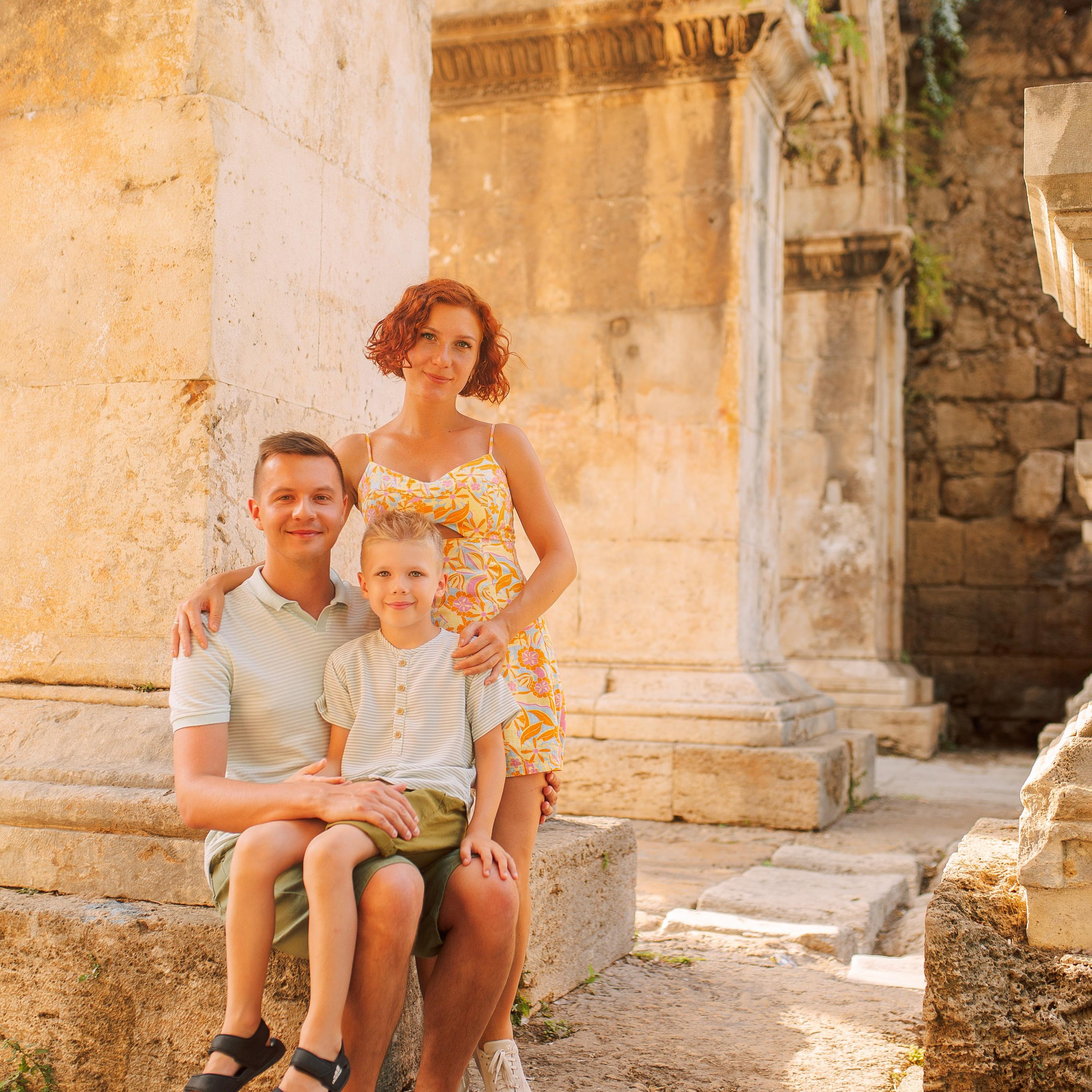 Семейная фотосессия в Анталии  Калеичи. Алсу Девели. Фотограф в Алании в Турции, Аланья, Сиде, Белек, Анталия, Кемер, Конаклы, Окурджалар. Фотосъемки в Алании. Фотосессия в Алания