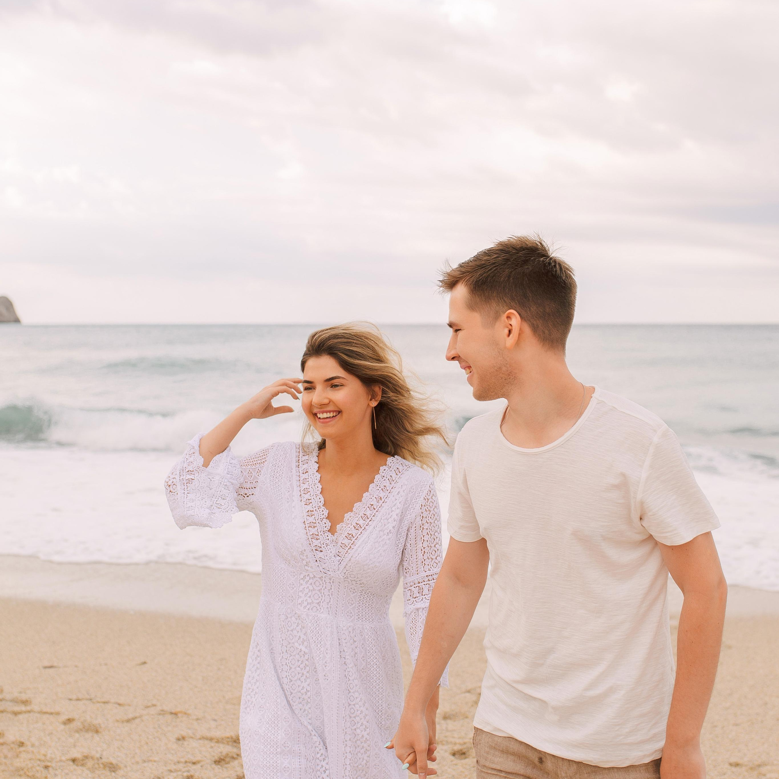 Photo shoot on Cleopatra Beach Alanya. Alsu Develi, Photographer in Turkey, Alanya, Side, Belek, Antalya, Kemer, Turkiye. Photoshooting in Alanya. Photosession in Belek, Side