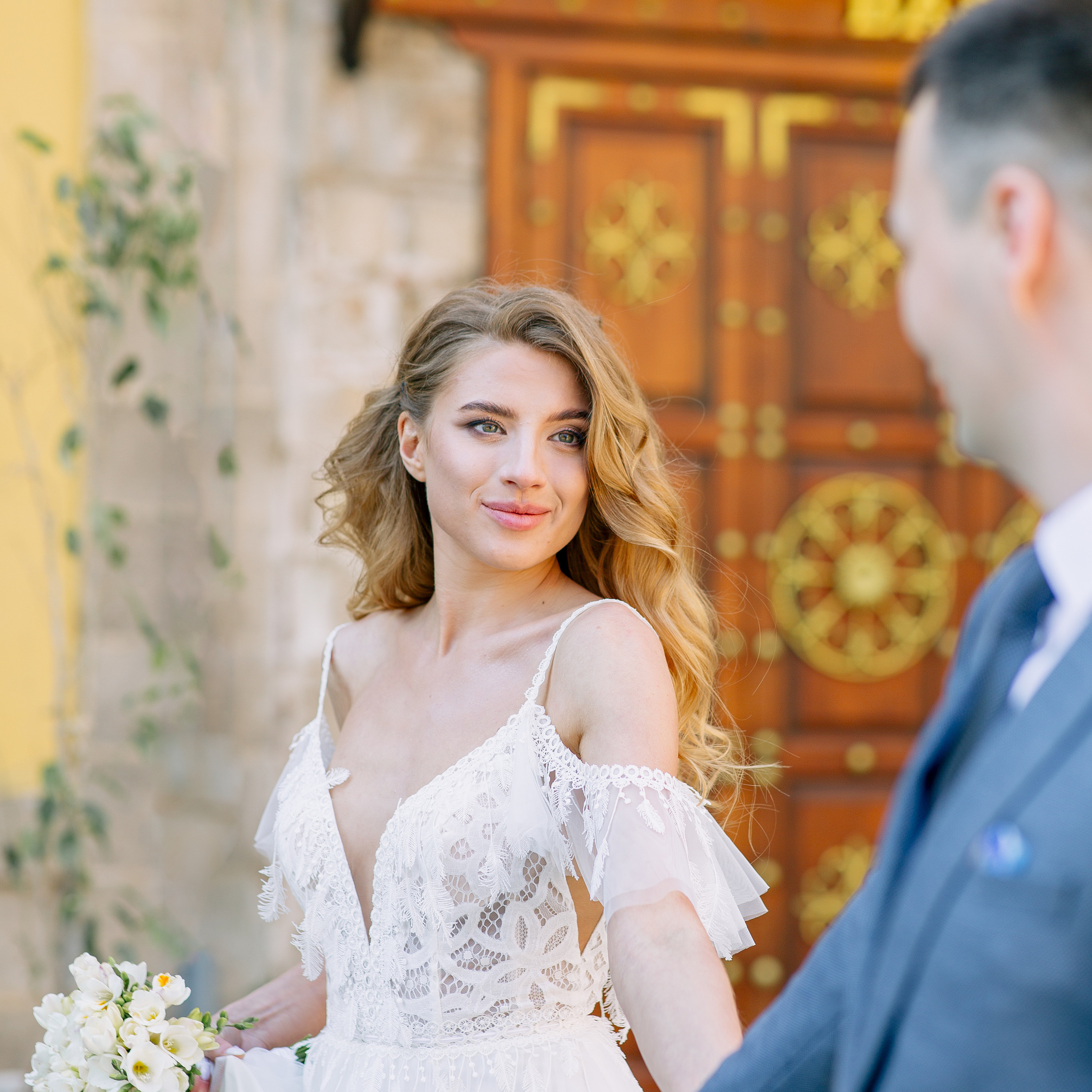 Wedding photo session in Kaleici, Antalya. Alsu Develi, Photographer in Turkey, Alanya, Side, Belek, Antalya, Kemer, Turkiye. Photoshooting in Alanya. Photosession in Belek, Side