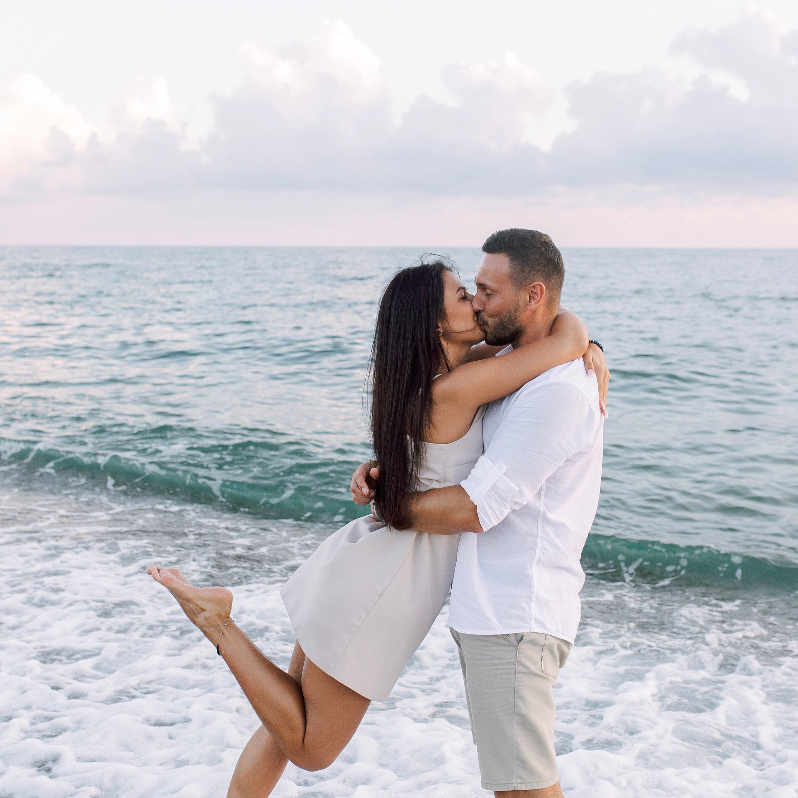 Закат. Love Story на пляже в Сиде на закате. Professional Photographer in Alanya, Side, Belek, Antalya. Turkiye