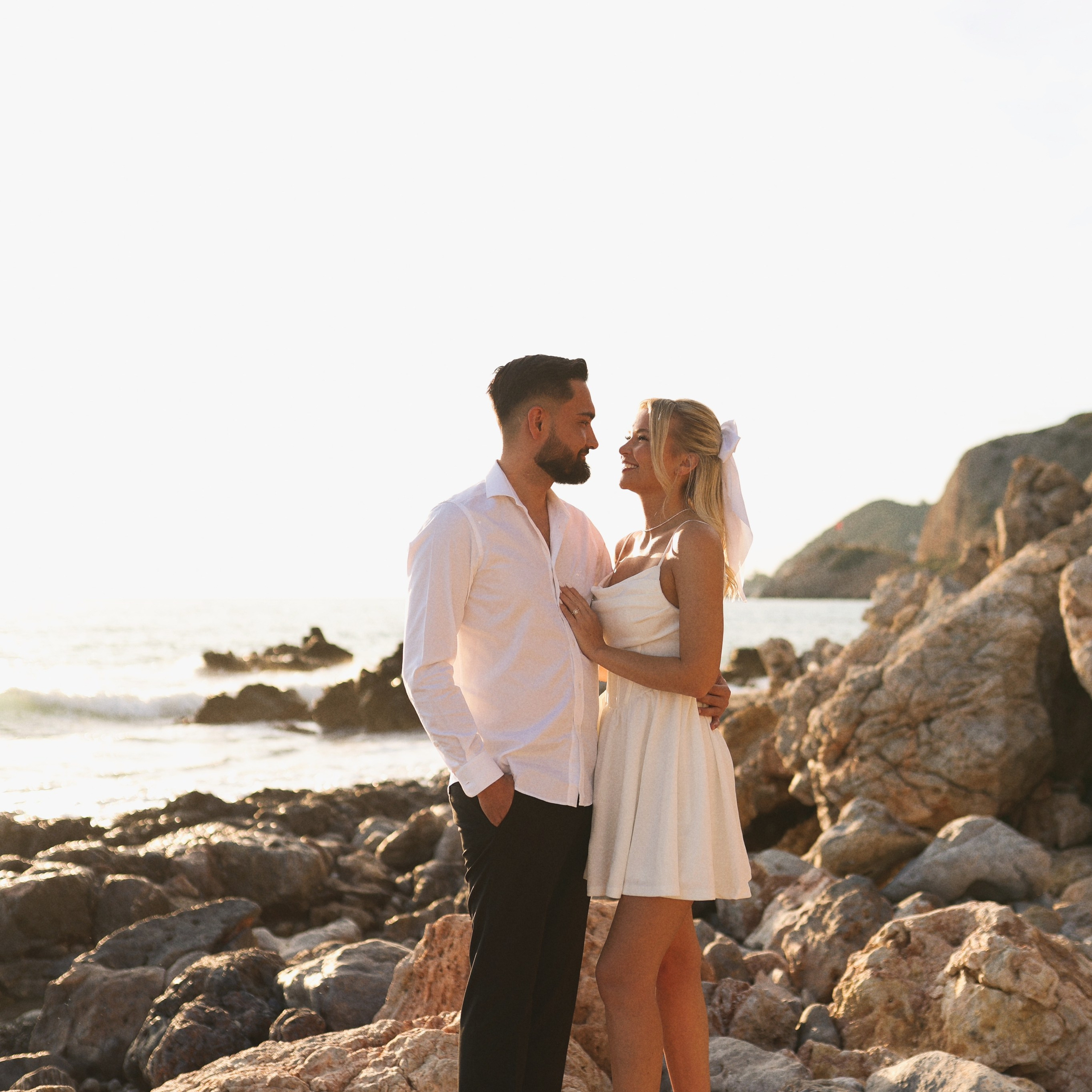 Фотосессия на пляже для пар. Алсу Девели. Фотограф в Алании в Турции, Аланья, Сиде, Белек, Анталия, Кемер, Конаклы, Окурджалар. Фотосъемки в Алании. Фотосессия в Алания