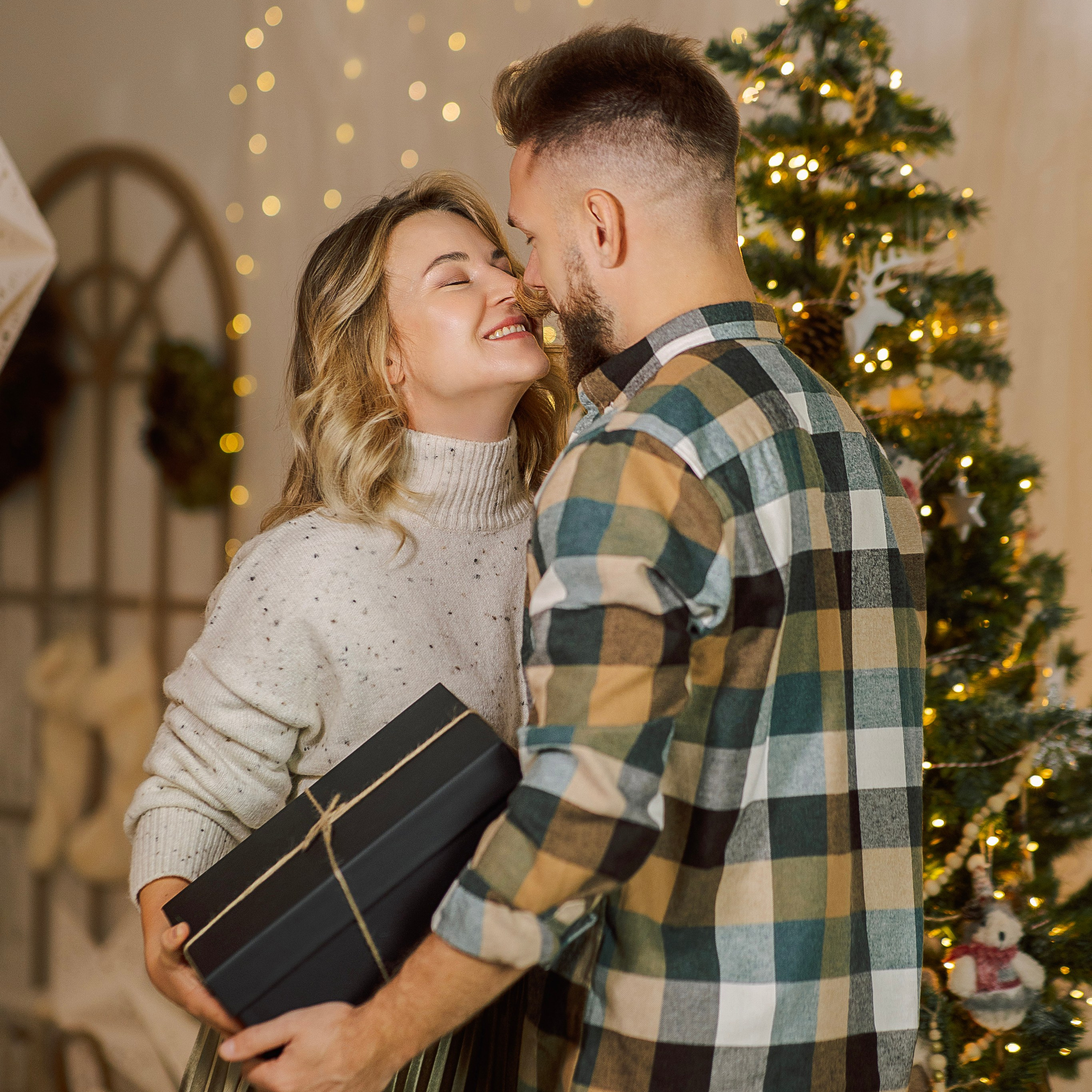 New Year’s family photo shoot…. Alsu Develi, Photographer in Turkey, Alanya, Side, Belek, Antalya, Kemer, Turkiye. Photoshooting in Alanya. Photosession in Belek, Side