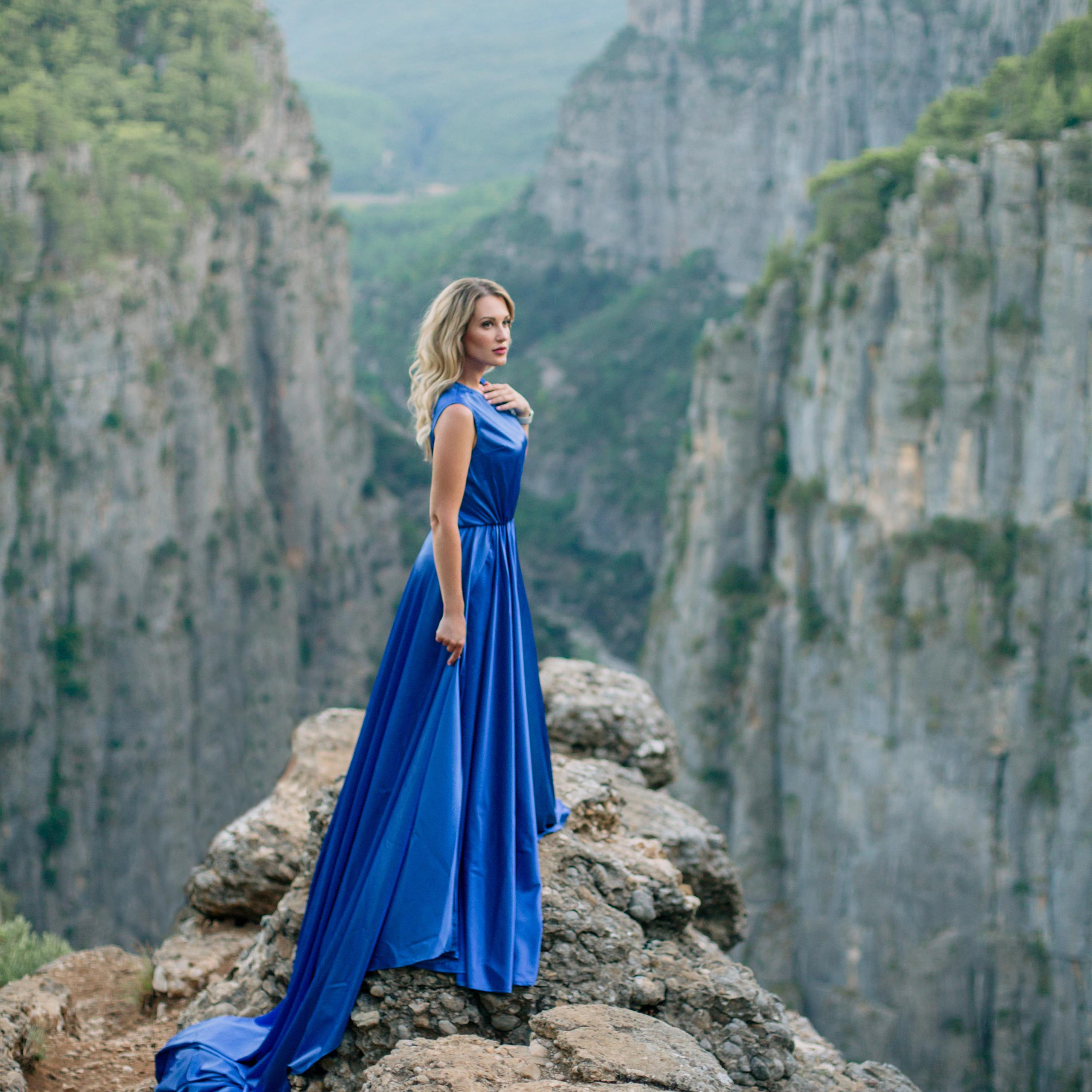 Individual photo shoot on Tazi Canyon. Alsu Develi, Photographer in Turkey, Alanya, Side, Belek, Antalya, Kemer, Turkiye. Photoshooting in Alanya. Photosession in Belek, Side