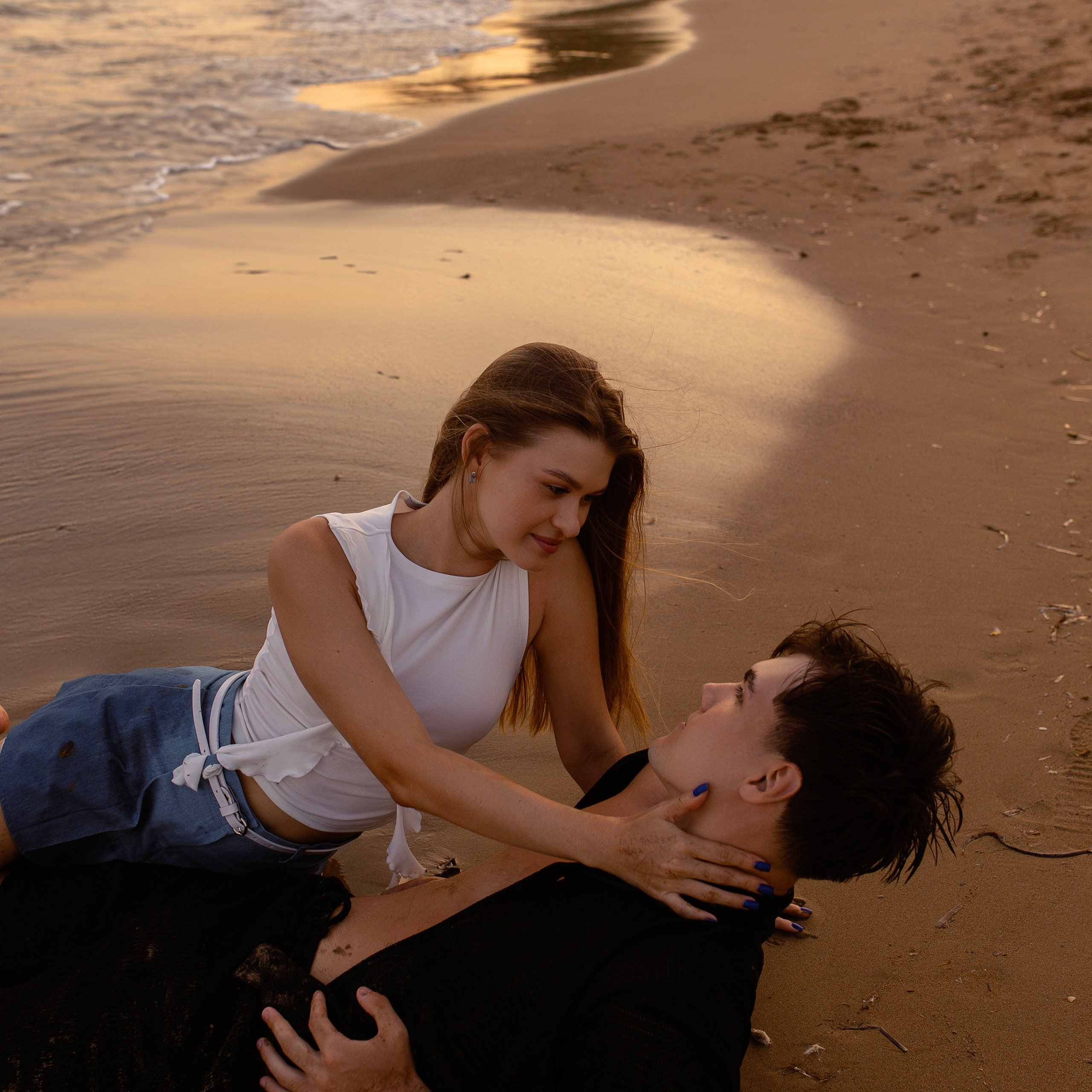 Закат. Love Story на пляже в Сиде на закате. Алсу Девели. Фотограф в Алании в Турции, Аланья, Сиде, Белек, Анталия, Кемер, Конаклы, Окурджалар. Фотосъемки в Алании. Фотосессия в Алания