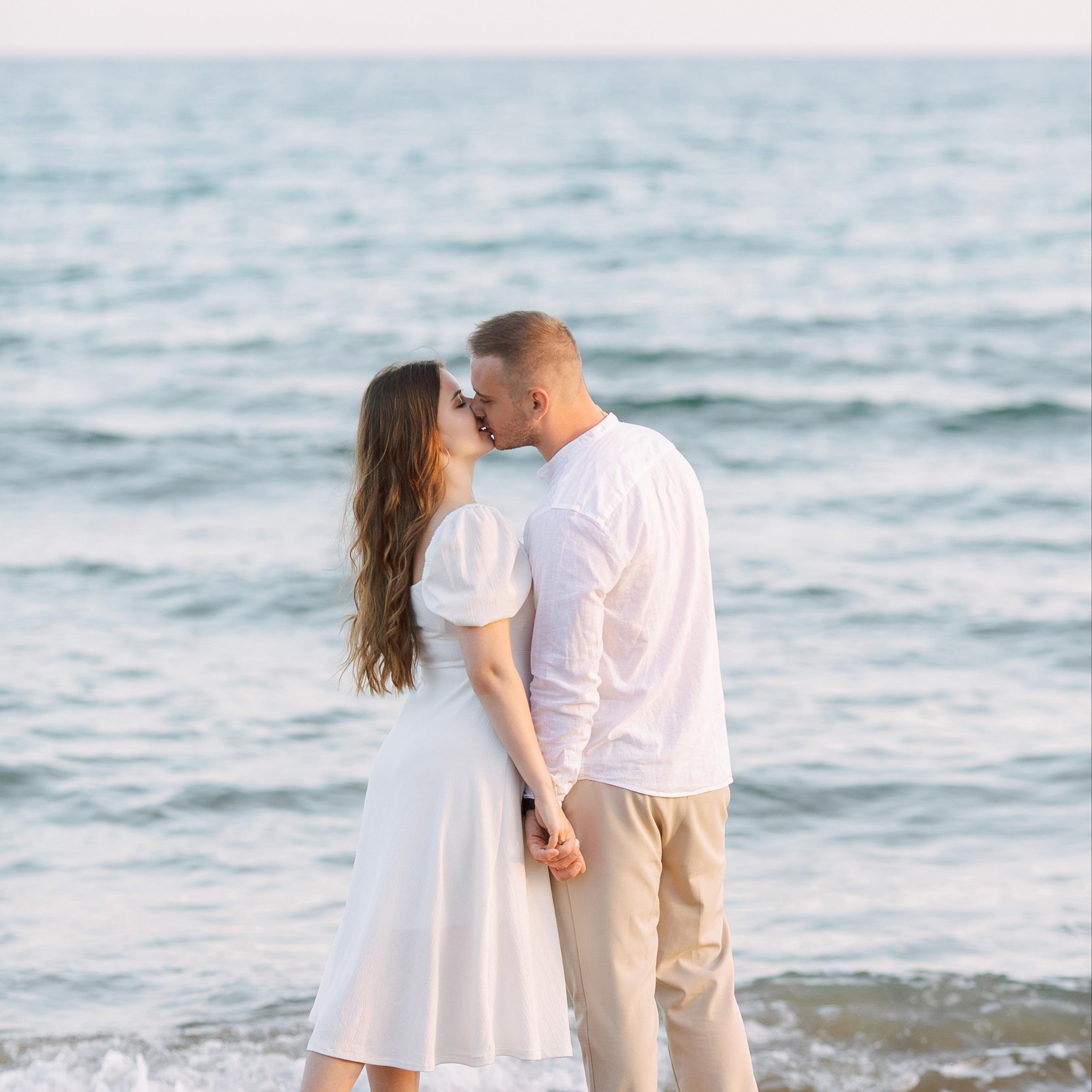 Love Story на пляже в Сиде на закате. Алсу Девели. Фотограф в Алании в Турции, Аланья, Сиде, Белек, Анталия, Кемер, Конаклы, Окурджалар. Фотосъемки в Алании. Фотосессия в Алания