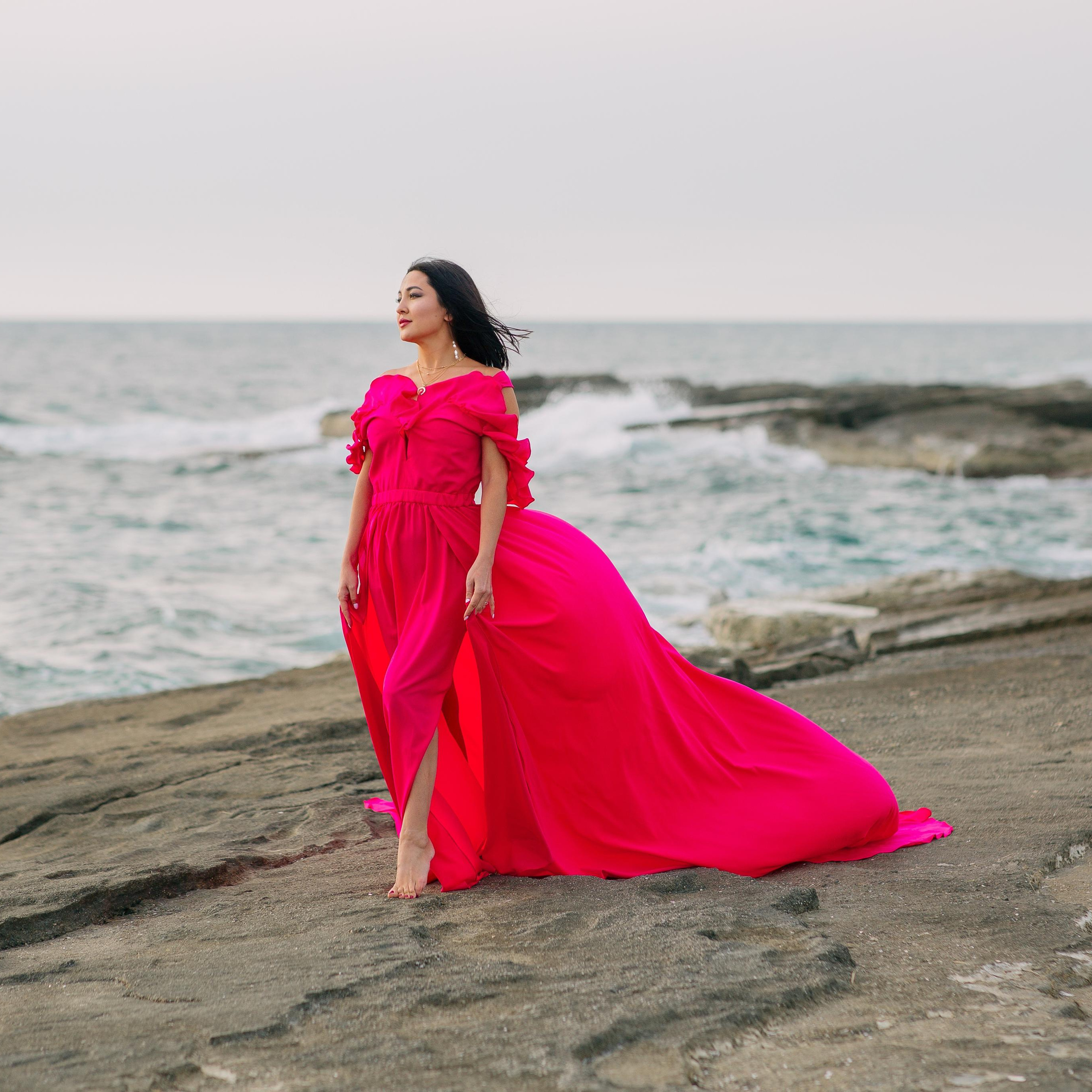 Фотосессия на пляже Кору в летящих платьях аланья. Алсу Девели. Фотограф в Алании в Турции, Аланья, Сиде, Белек, Анталия, Кемер, Конаклы, Окурджалар. Фотосъемки в Алании. Фотосессия в Алания