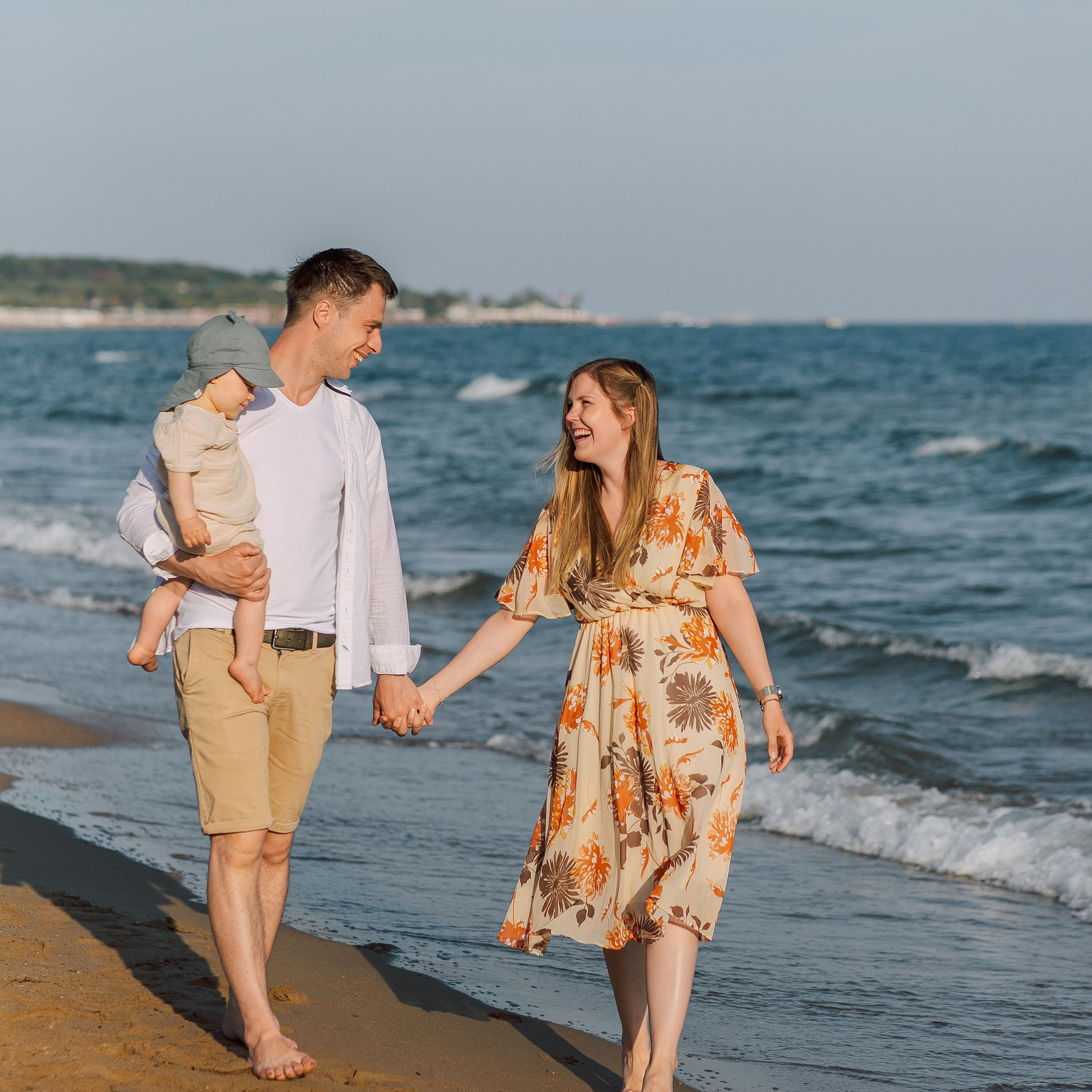 .Пляж. Закат.Семейная фотосессия на пляже в Сиде на закате. Алсу Девели. Фотограф в Алании в Турции, Аланья, Сиде, Белек, Анталия, Кемер, Конаклы, Окурджалар. Фотосъемки в Алании. Фотосессия в Алания