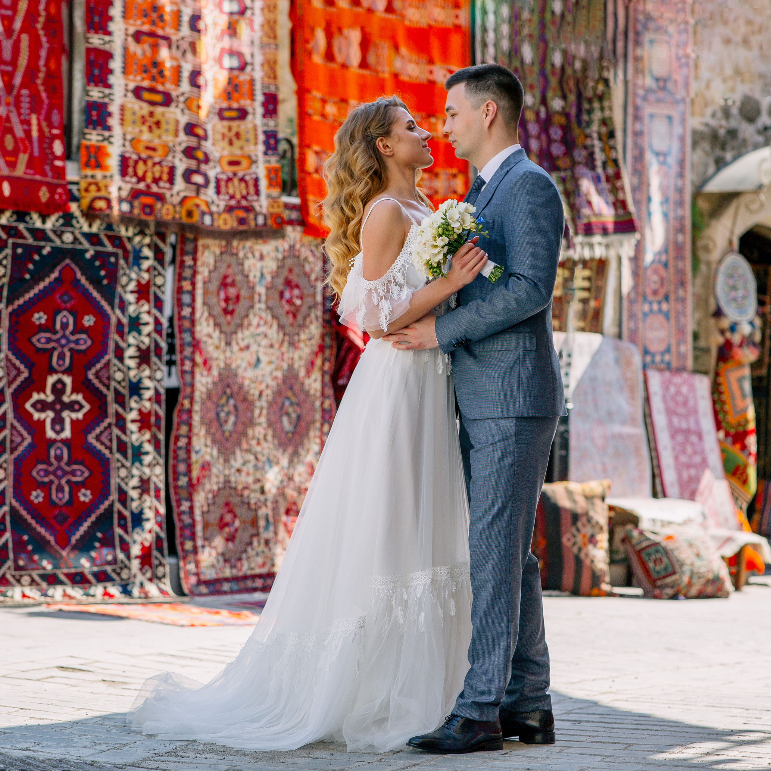 Wedding photo session in Kaleici, Antalya. Alsu Develi, Photographer in Turkey, Alanya, Side, Belek, Antalya, Kemer, Turkiye. Photoshooting in Alanya. Photosession in Belek, Side