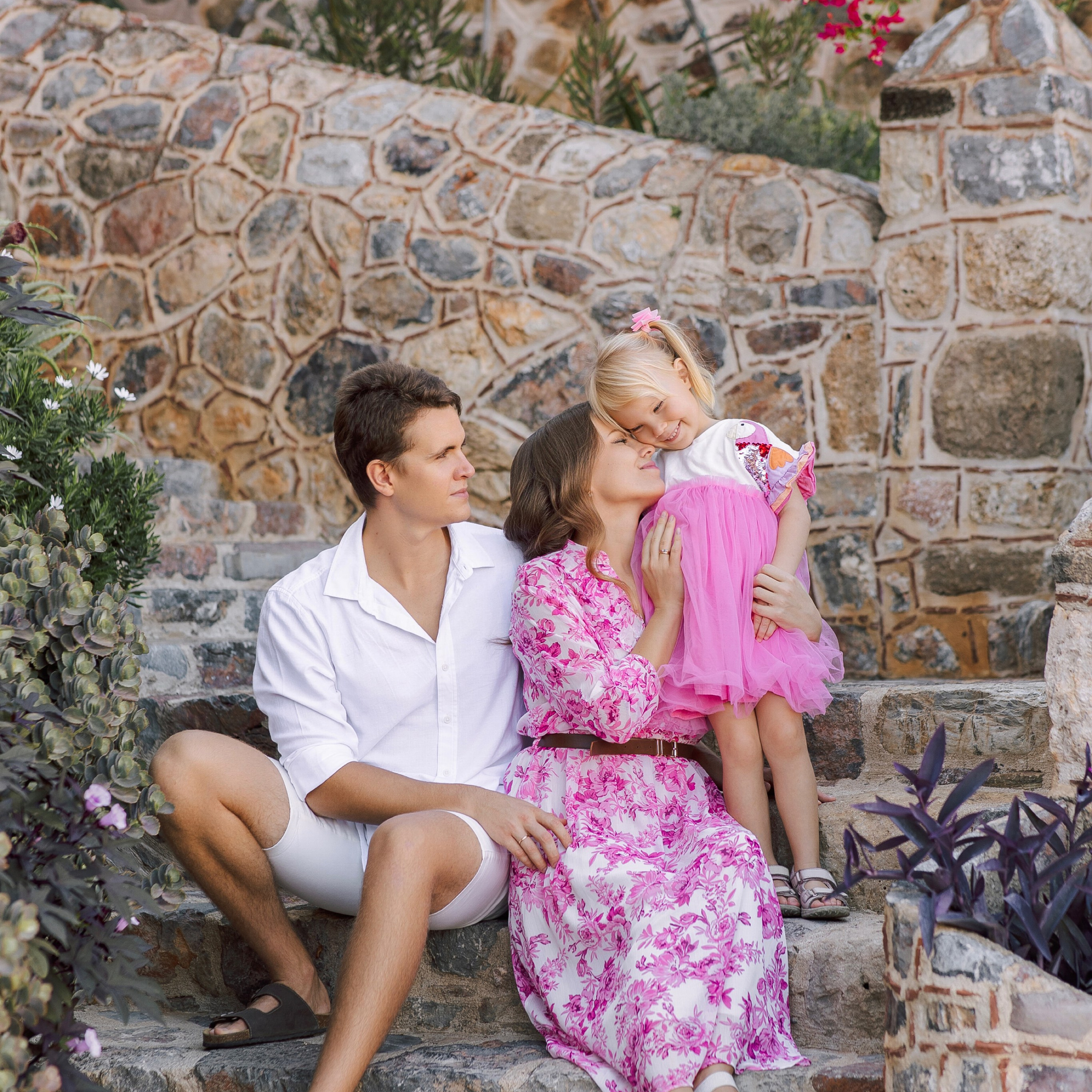 День. Колоритные улочки. Семейная съемка у крепости Алании. Алсу Девели. Фотограф в Алании в Турции, Аланья, Сиде, Белек, Анталия, Кемер, Конаклы, Окурджалар. Фотосъемки в Алании. Фотосессия в Алания