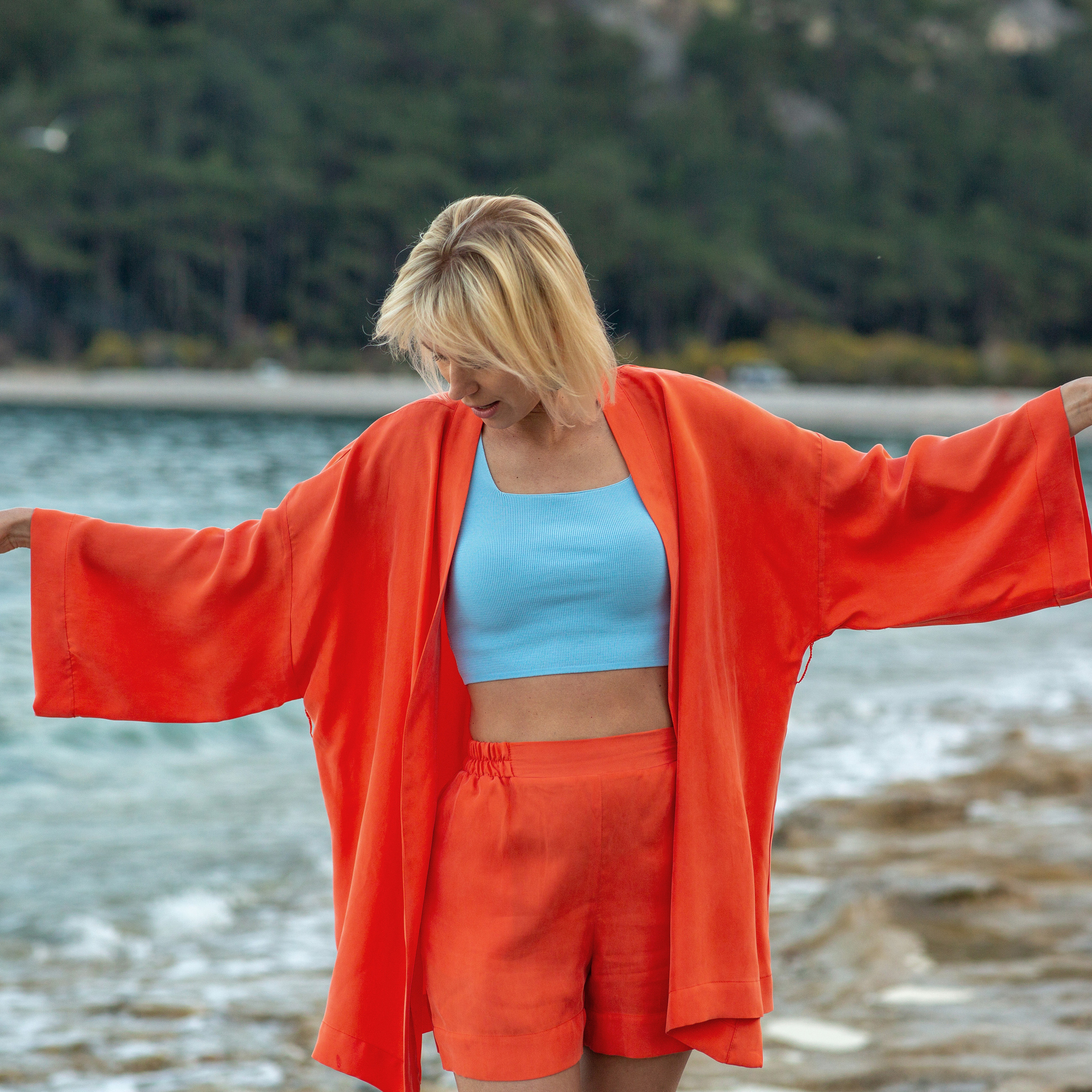 Съемка для бренда женских кимоно в Кемере. Алсу Девели. Фотограф в Алании в Турции, Аланья, Сиде, Белек, Анталия, Кемер, Конаклы, Окурджалар. Фотосъемки в Алании. Фотосессия в Алания