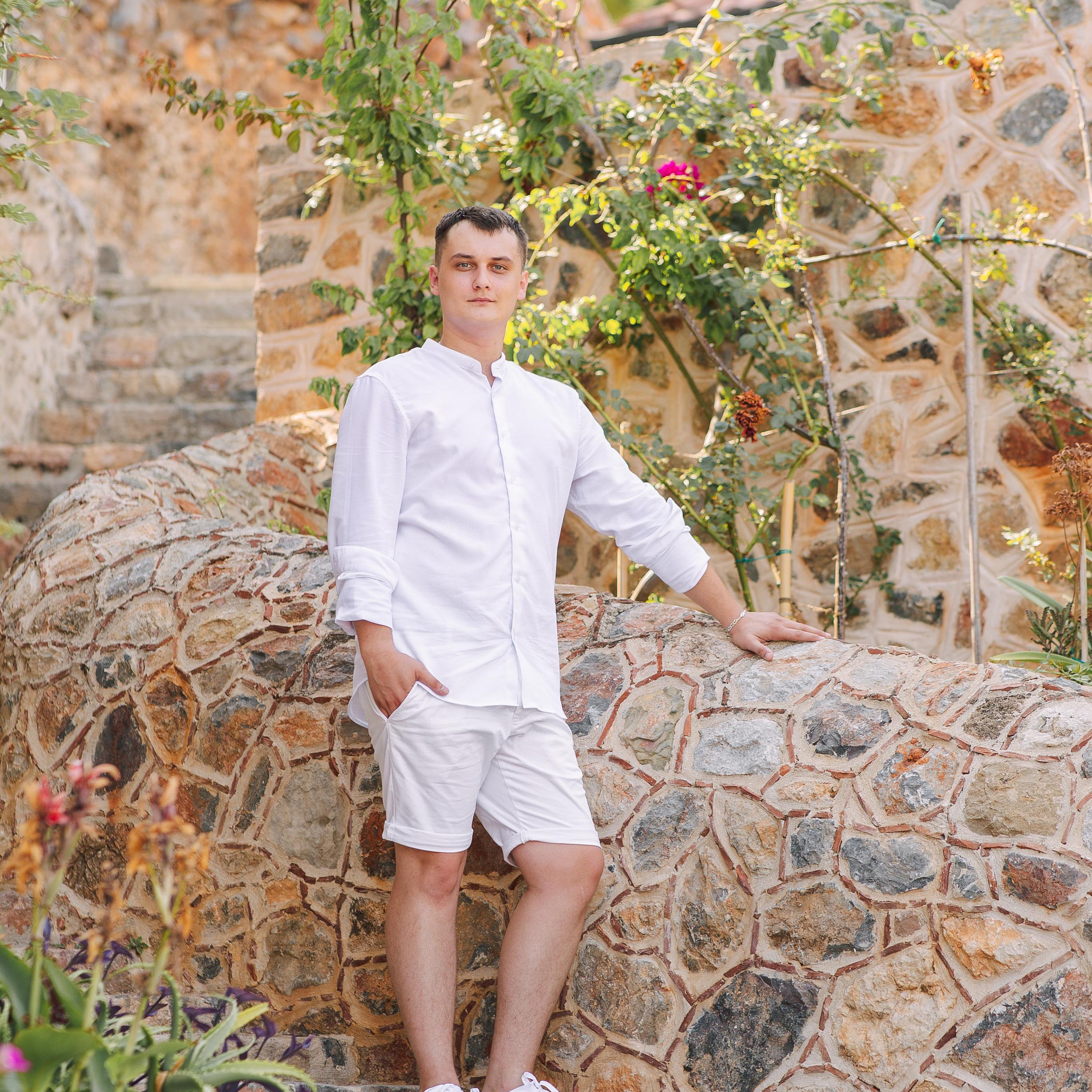 Wedding photo shoot in Alanya: Castle, port and beach. Alsu Develi, Photographer in Turkey, Alanya, Side, Belek, Antalya, Kemer, Turkiye. Photoshooting in Alanya. Photosession in Belek, Side