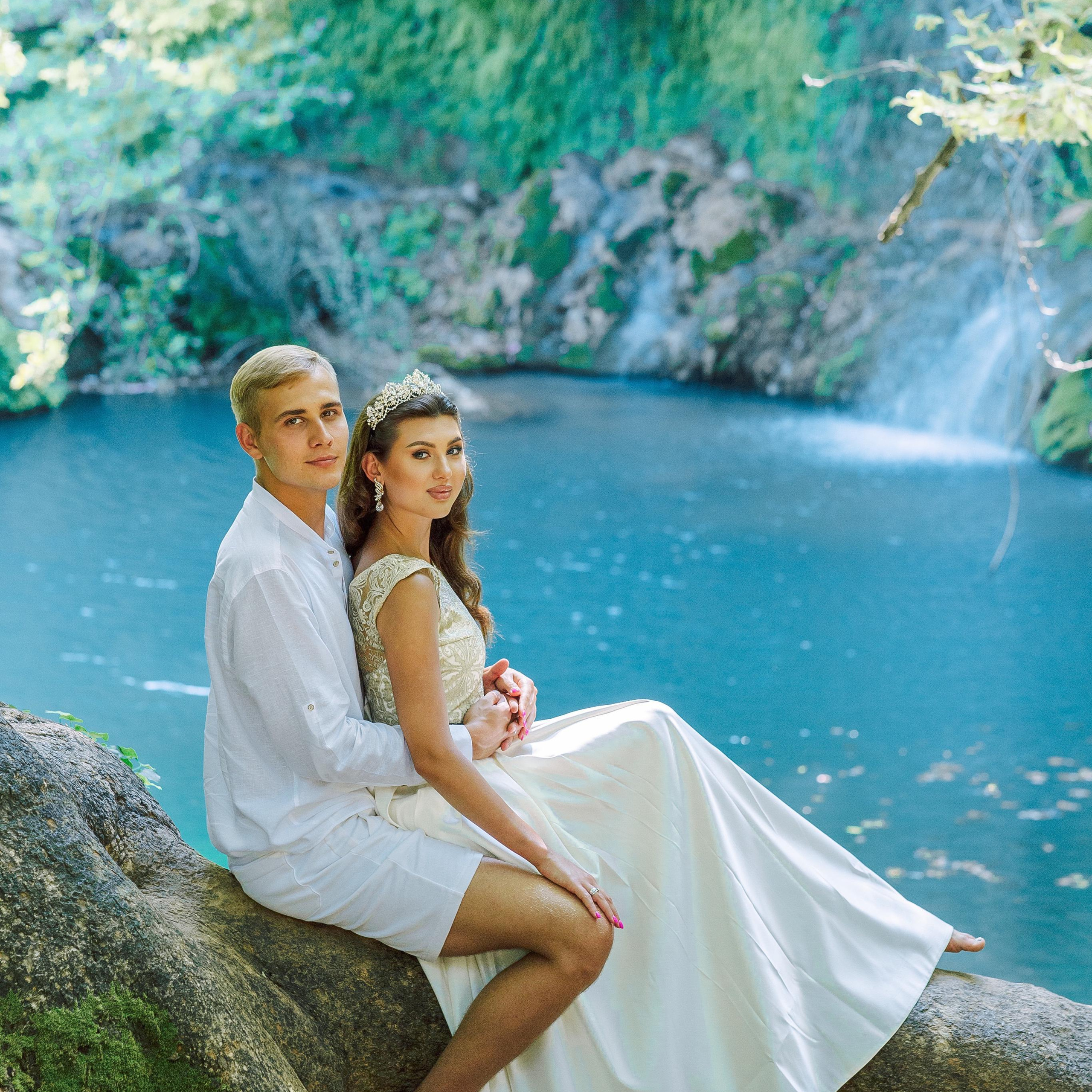 Свадебная фотосессия у водопада.Фотограф белек. Алсу Девели. Фотограф в Алании в Турции, Аланья, Сиде, Белек, Анталия, Кемер, Конаклы, Окурджалар. Фотосъемки в Алании. Фотосессия в Алания