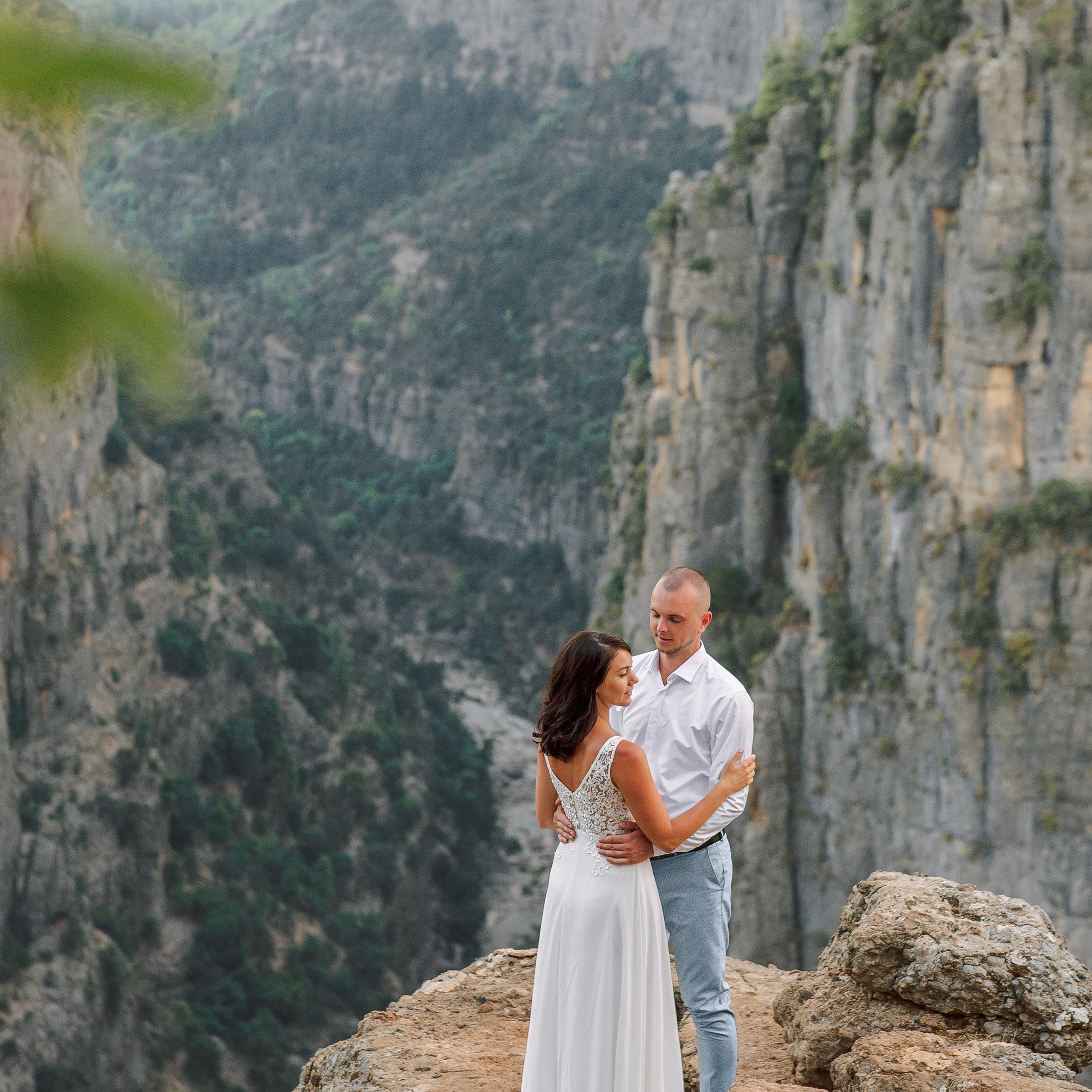 Парная фотосессия у каньона. Алсу Девели. Фотограф в Алании в Турции, Аланья, Сиде, Белек, Анталия, Кемер, Конаклы, Окурджалар. Фотосъемки в Алании. Фотосессия в Алания