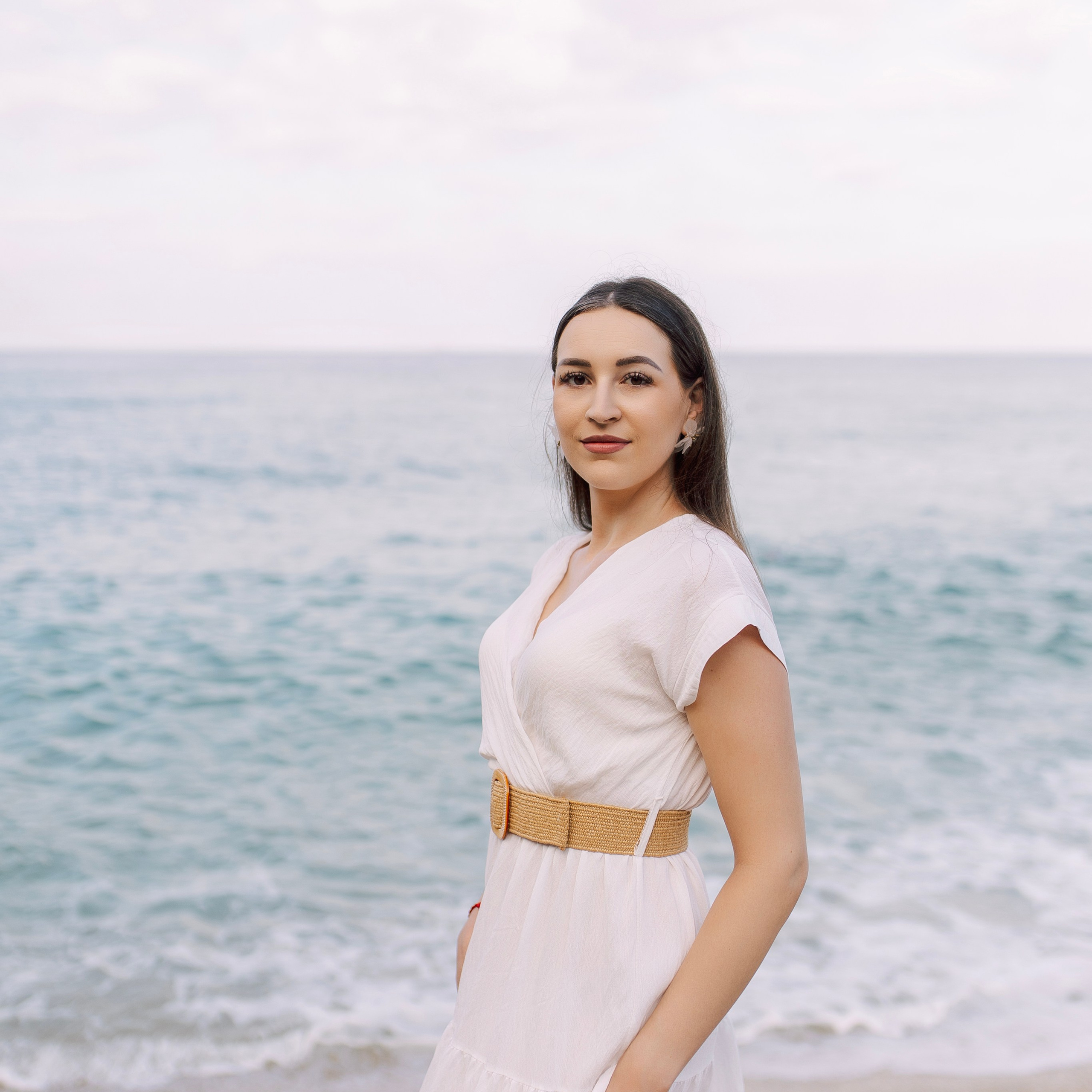 Morning. Beach. Morning photoshoot on Cleopatra Beach. Alanya. Alsu Develi, Photographer in Turkey, Alanya, Side, Belek, Antalya, Kemer, Turkiye. Photoshooting in Alanya. Photosession in Belek, Side