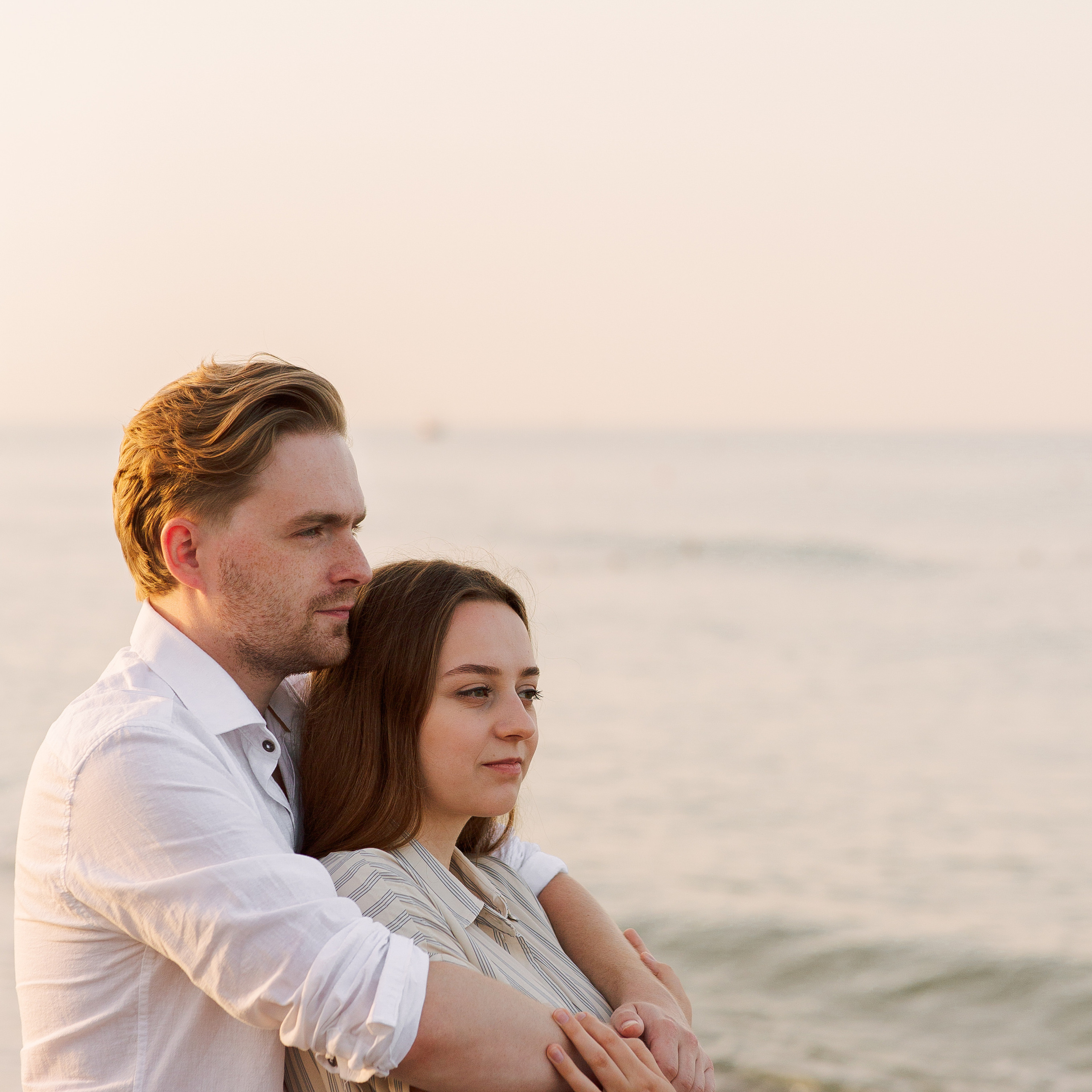 Sunrise. Love Story on the beach in Side. Alsu Develi, Photographer in Turkey, Alanya, Side, Belek, Antalya, Kemer, Turkiye. Photoshooting in Alanya. Photosession in Belek, Side