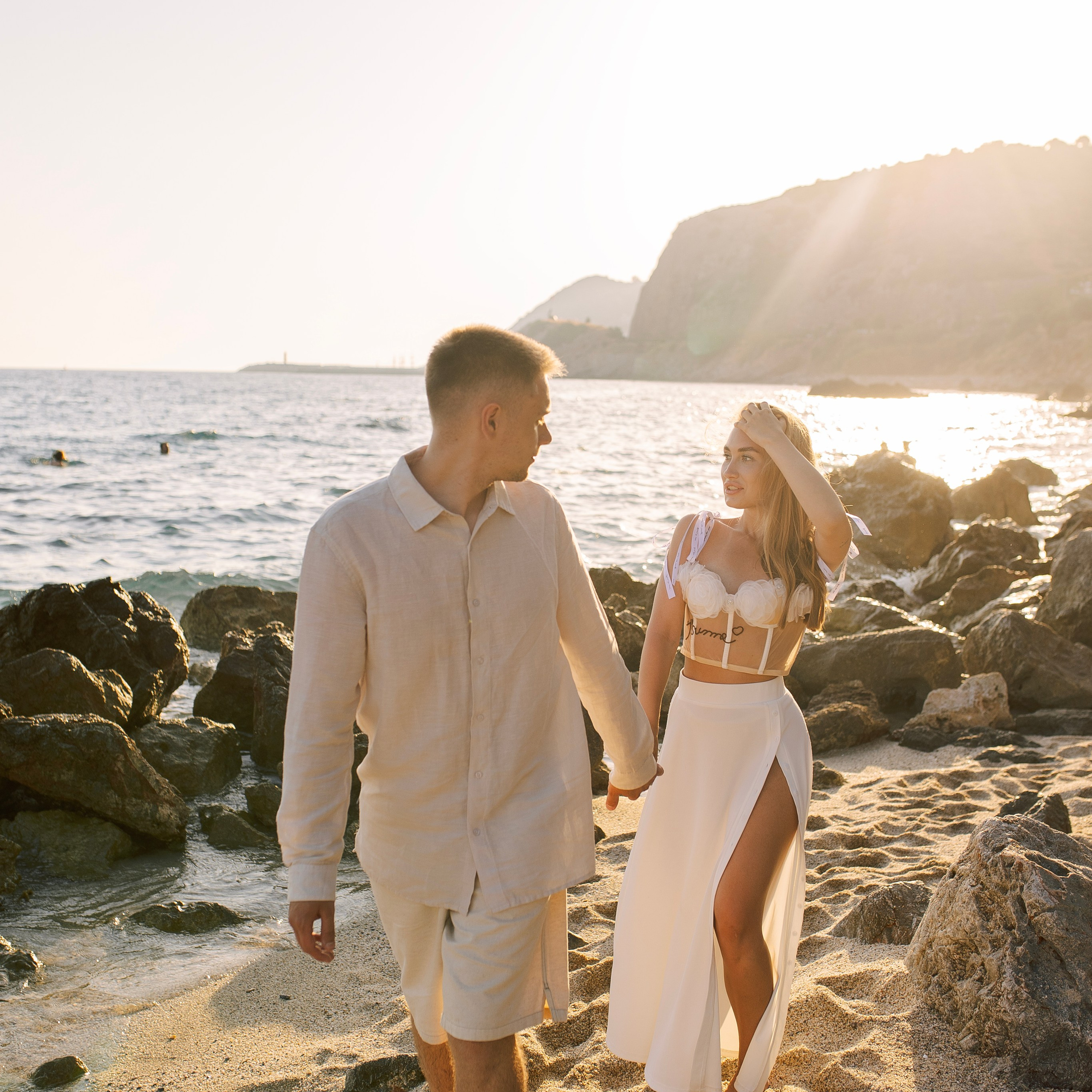 Пляж. Love story на пляже клеопатры на закате. Аланья. Алсу Девели. Фотограф в Алании в Турции, Аланья, Сиде, Белек, Анталия, Кемер, Конаклы, Окурджалар. Фотосъемки в Алании. Фотосессия в Алания