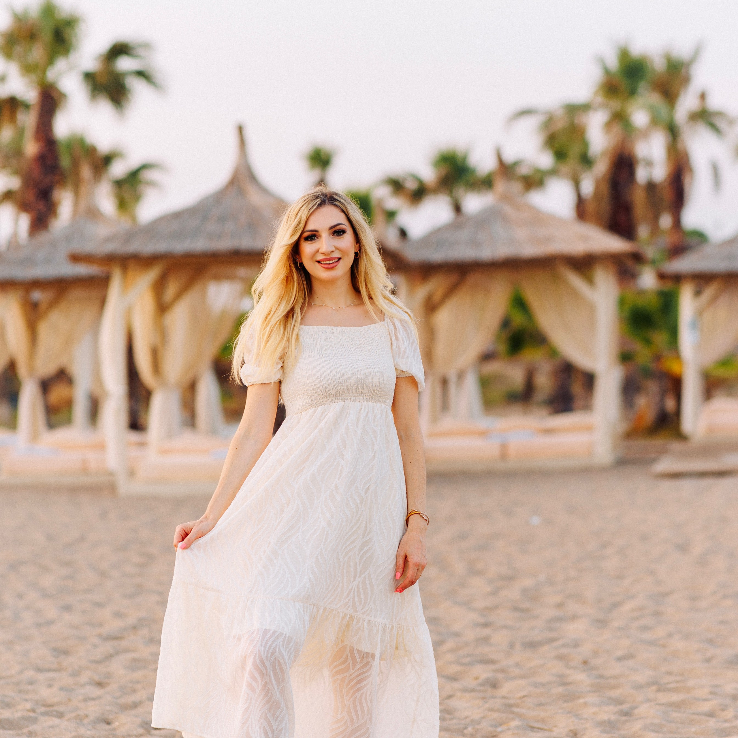 . Семейная фотосессия на пляже в Белеке. Алсу Девели. Фотограф в Алании в Турции, Аланья, Сиде, Белек, Анталия, Кемер, Конаклы, Окурджалар. Фотосъемки в Алании. Фотосессия в Алания