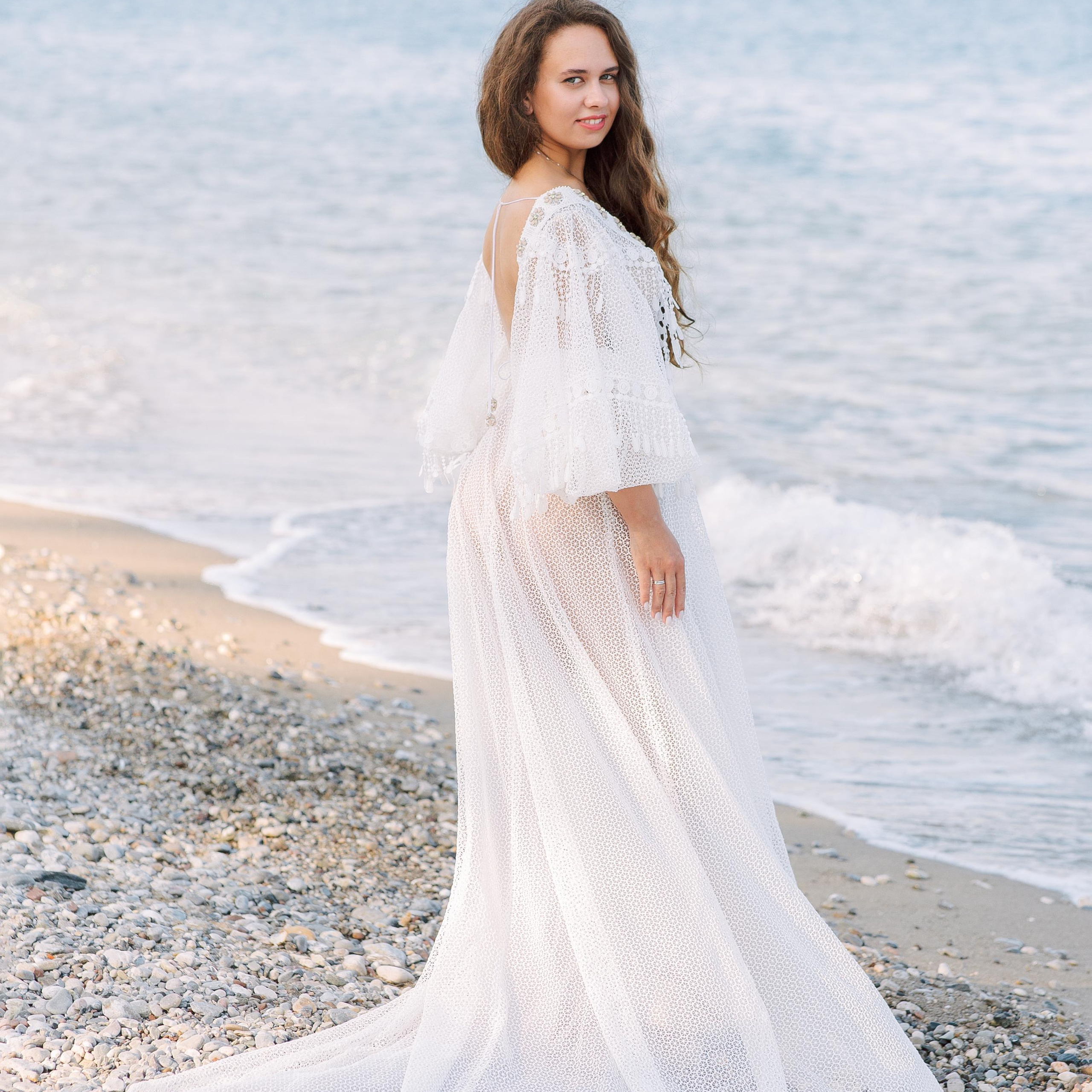 Love story on the beach in Kemer. Alsu Develi, Photographer in Turkey, Alanya, Side, Belek, Antalya, Kemer, Turkiye. Photoshooting in Alanya. Photosession in Belek, Side