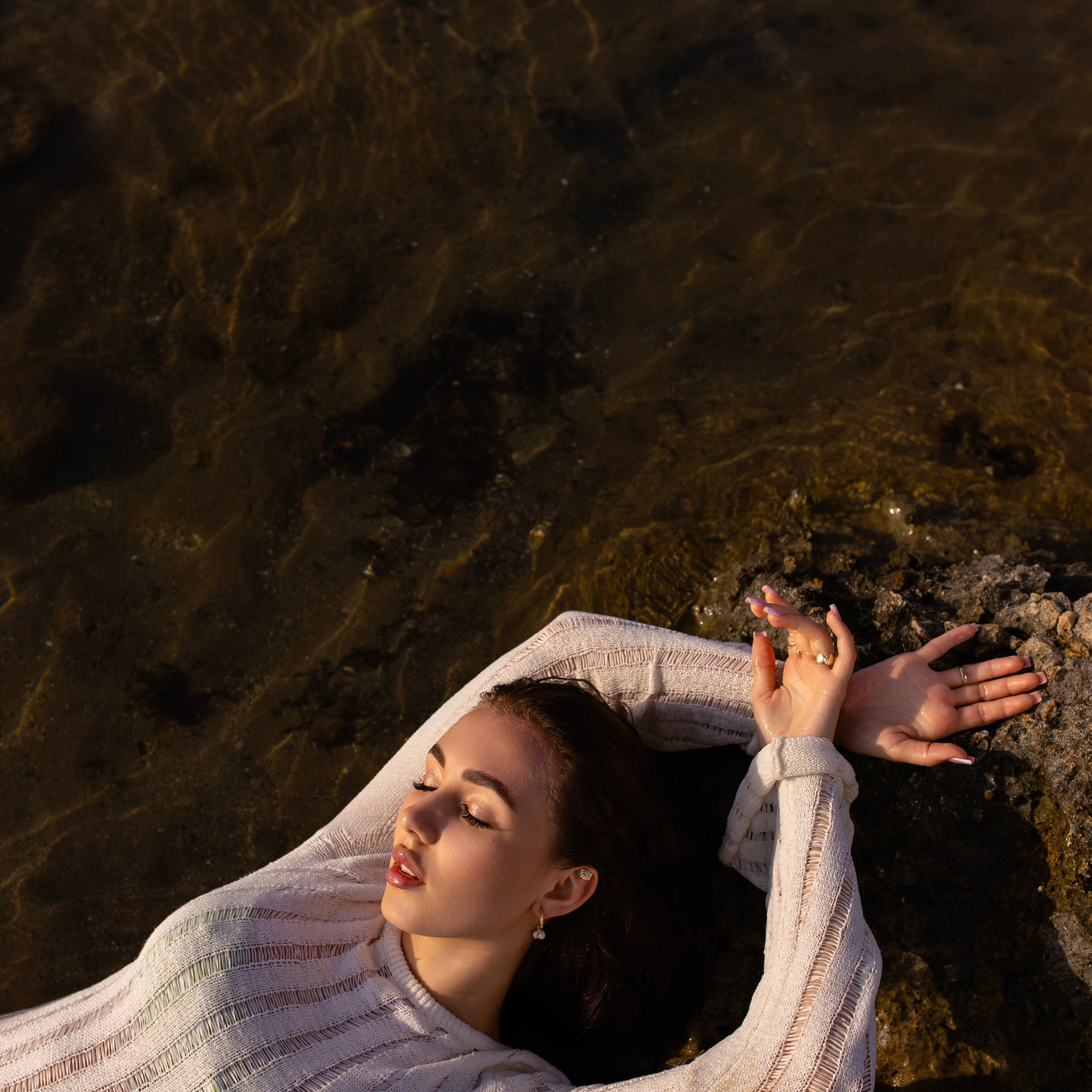 Рассвет. Индивидуальная фотосессия на пляже в Сиде. Алсу Девели. Фотограф в Алании в Турции, Аланья, Сиде, Белек, Анталия, Кемер, Конаклы, Окурджалар. Фотосъемки в Алании. Фотосессия в Алания