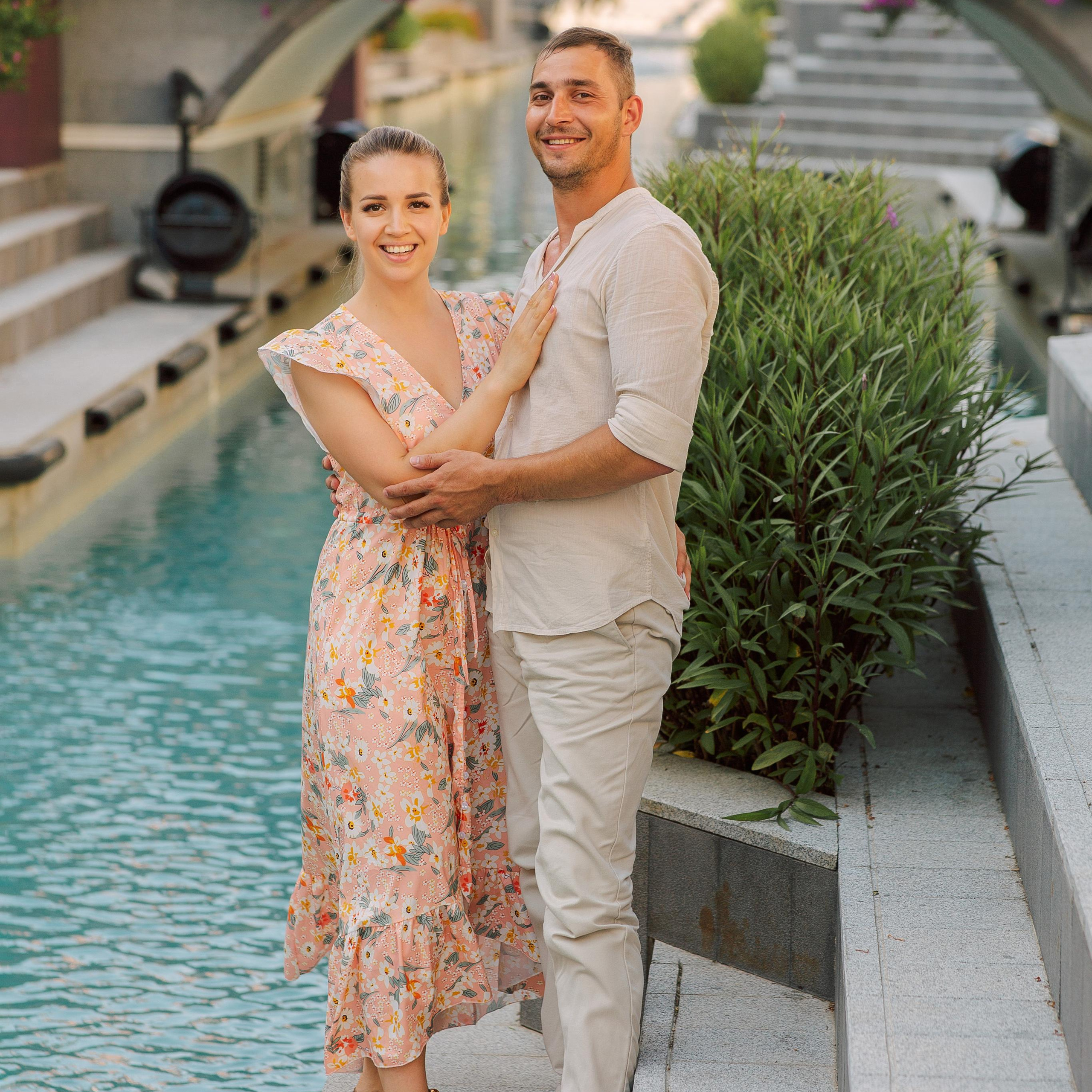 Family photo session in the Land of Legends park. Alsu Develi, Photographer in Turkey, Alanya, Side, Belek, Antalya, Kemer, Turkiye. Photoshooting in Alanya. Photosession in Belek, Side