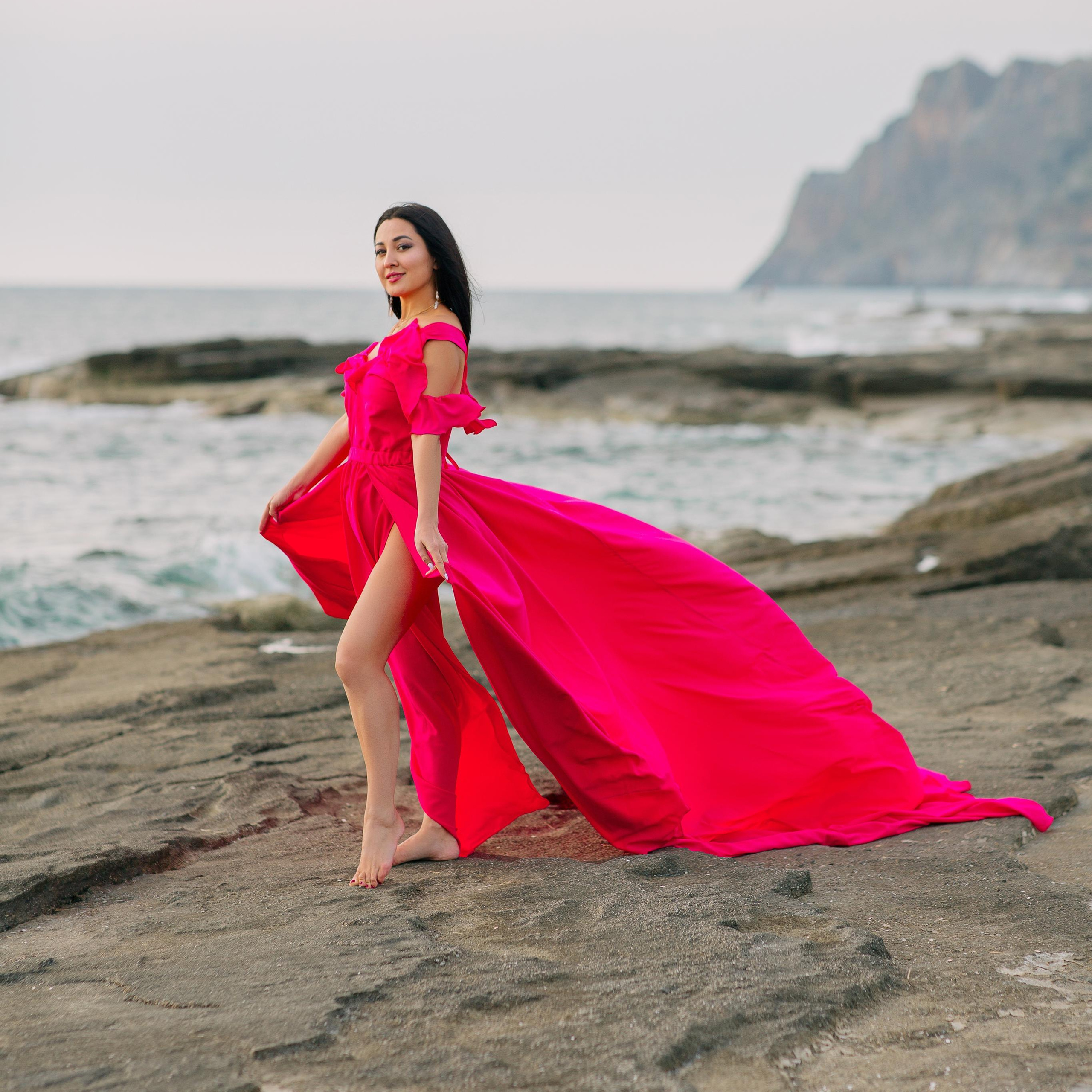 Фотосессия на пляже Кору в летящих платьях аланья. Алсу Девели. Фотограф в Алании в Турции, Аланья, Сиде, Белек, Анталия, Кемер, Конаклы, Окурджалар. Фотосъемки в Алании. Фотосессия в Алания