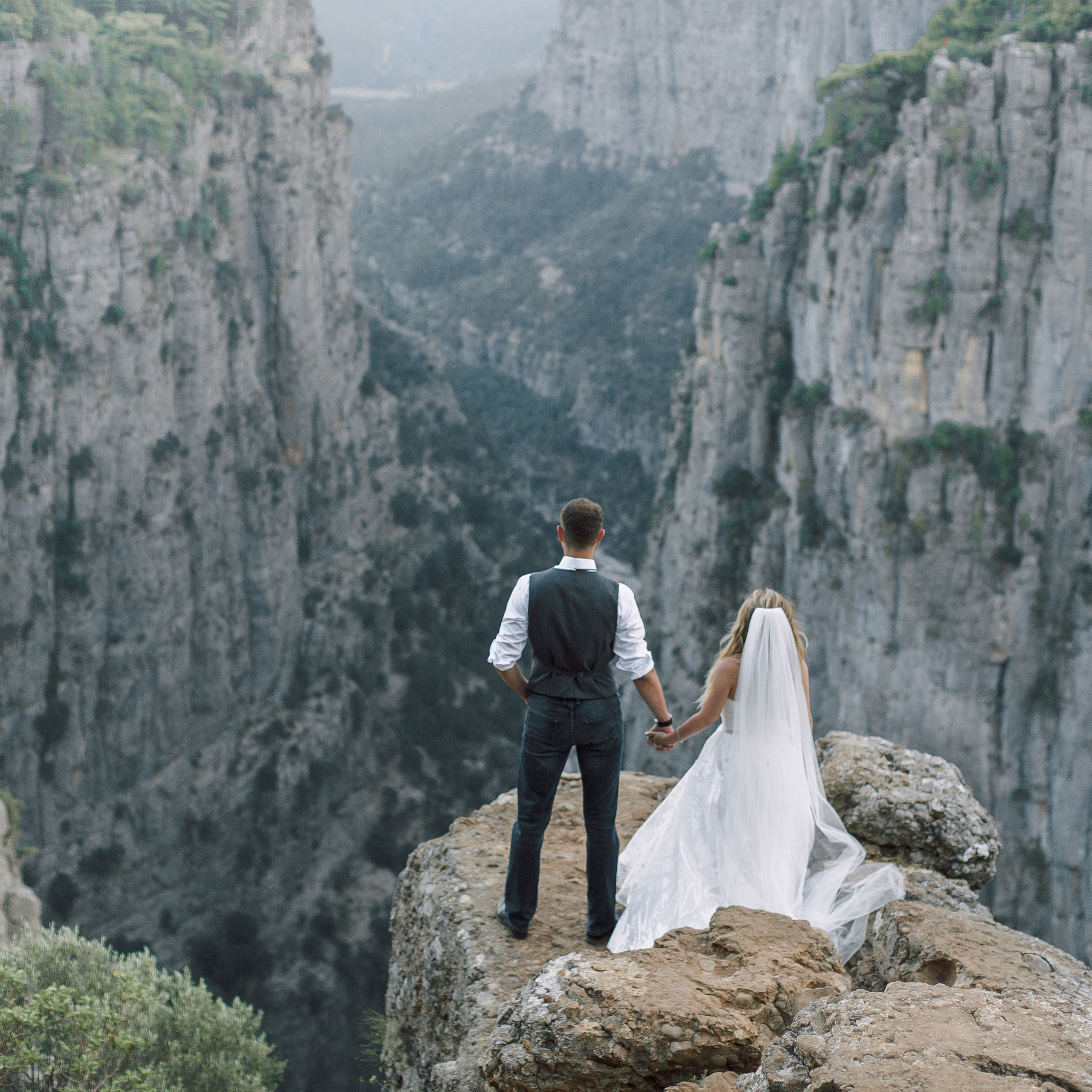 Свадебная фотосессия у каньона Тазы. Алсу Девели. Фотограф в Алании в Турции, Аланья, Сиде, Белек, Анталия, Кемер, Конаклы, Окурджалар. Фотосъемки в Алании. Фотосессия в Алания