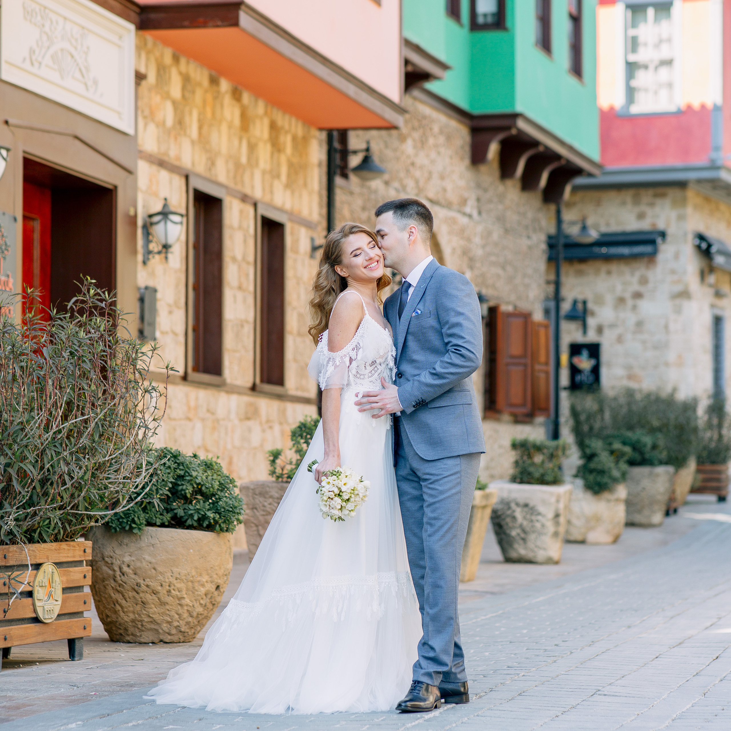 Wedding photo session in Kaleici, Antalya. Alsu Develi, Photographer in Turkey, Alanya, Side, Belek, Antalya, Kemer, Turkiye. Photoshooting in Alanya. Photosession in Belek, Side