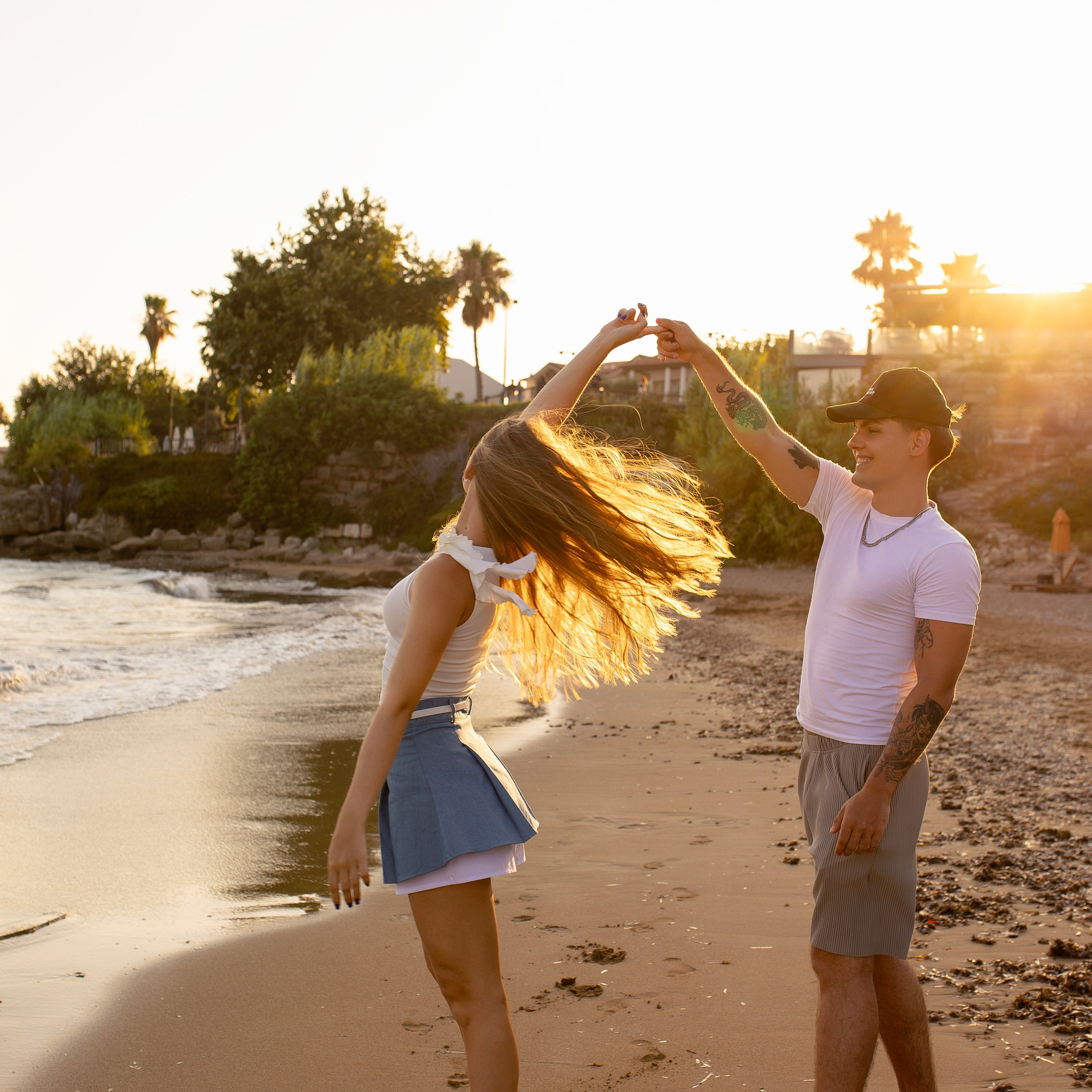 Закат. Love Story на пляже в Сиде на закате. Алсу Девели. Фотограф в Алании в Турции, Аланья, Сиде, Белек, Анталия, Кемер, Конаклы, Окурджалар. Фотосъемки в Алании. Фотосессия в Алания