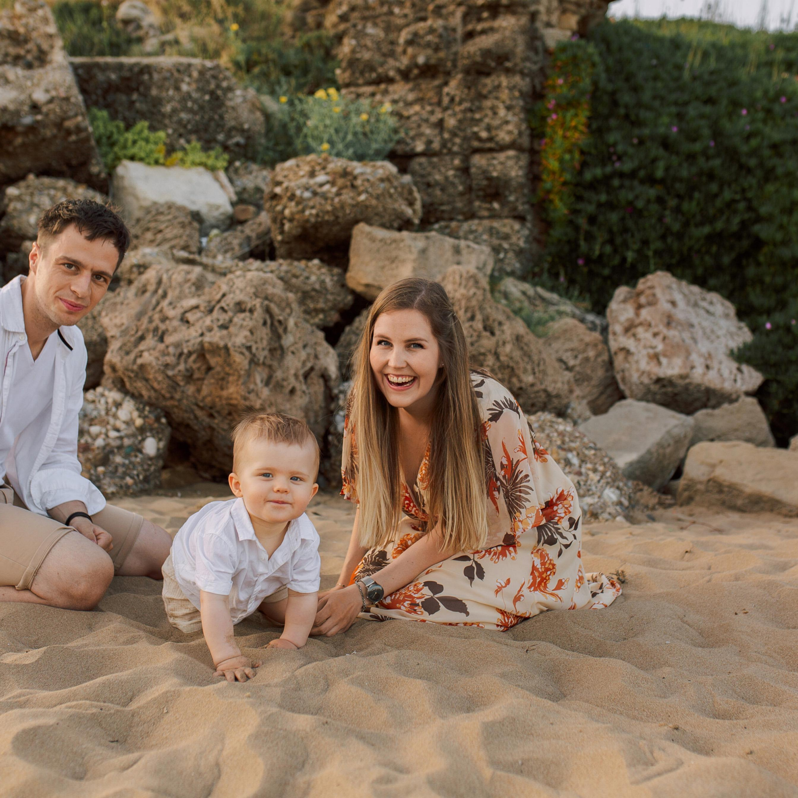 .Пляж. Закат.Семейная фотосессия на пляже в Сиде на закате. Алсу Девели. Фотограф в Алании в Турции, Аланья, Сиде, Белек, Анталия, Кемер, Конаклы, Окурджалар. Фотосъемки в Алании. Фотосессия в Алания