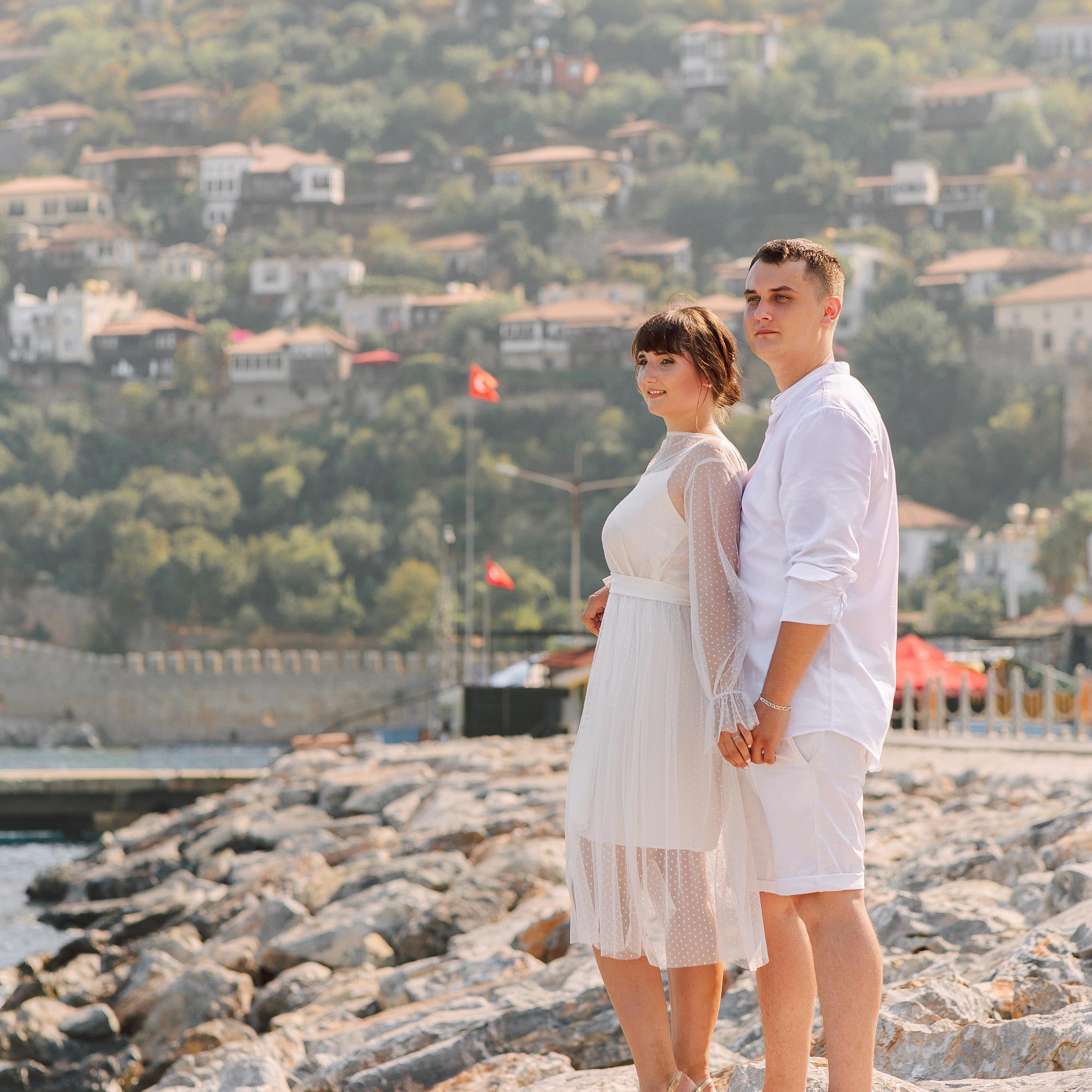 Wedding photo shoot in Alanya: Castle, port and beach. Alsu Develi, Photographer in Turkey, Alanya, Side, Belek, Antalya, Kemer, Turkiye. Photoshooting in Alanya. Photosession in Belek, Side