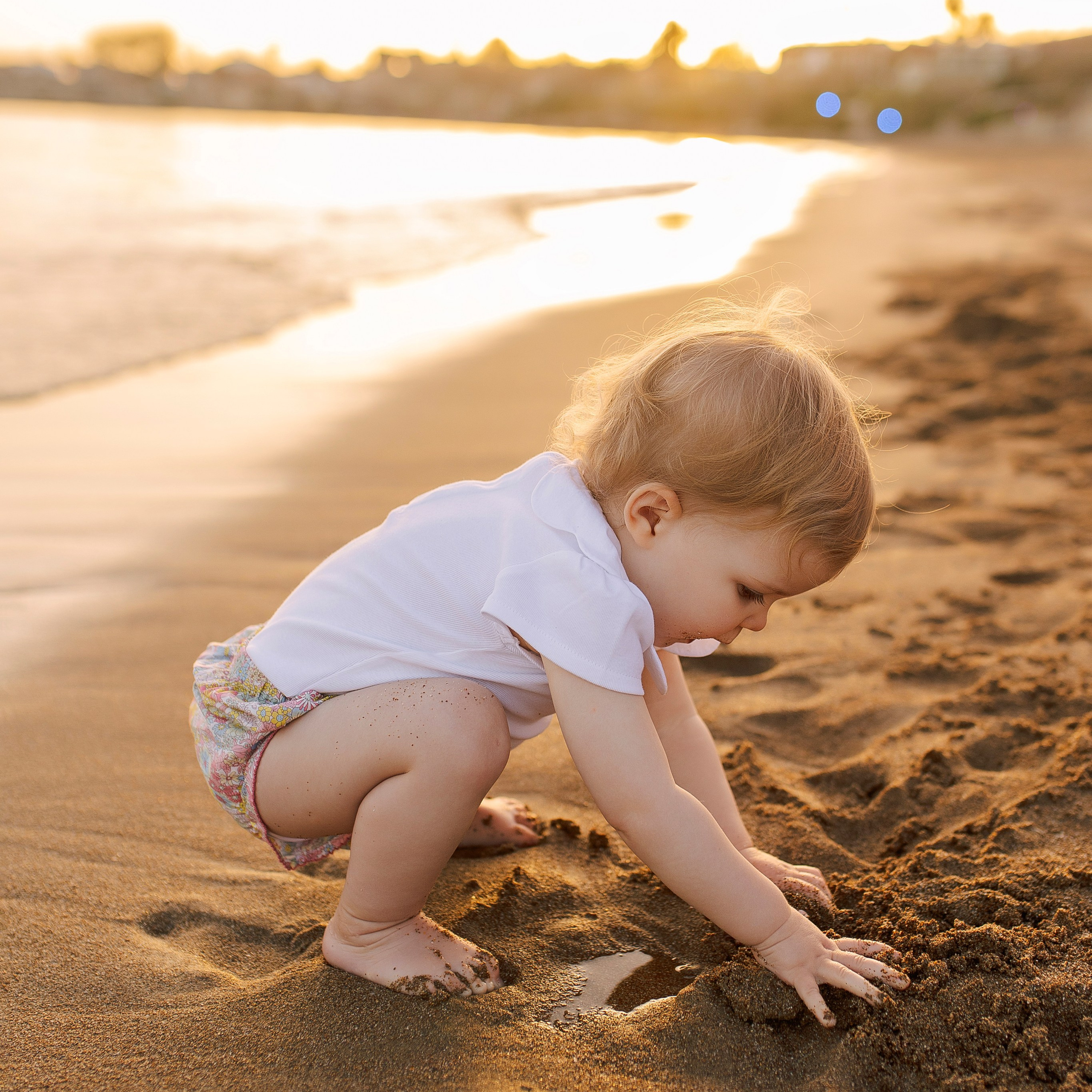 Семейная фотосессия на пляже в Сиде на закате. Алсу Девели. Фотограф в Алании в Турции, Аланья, Сиде, Белек, Анталия, Кемер, Конаклы, Окурджалар. Фотосъемки в Алании. Фотосессия в Алания
