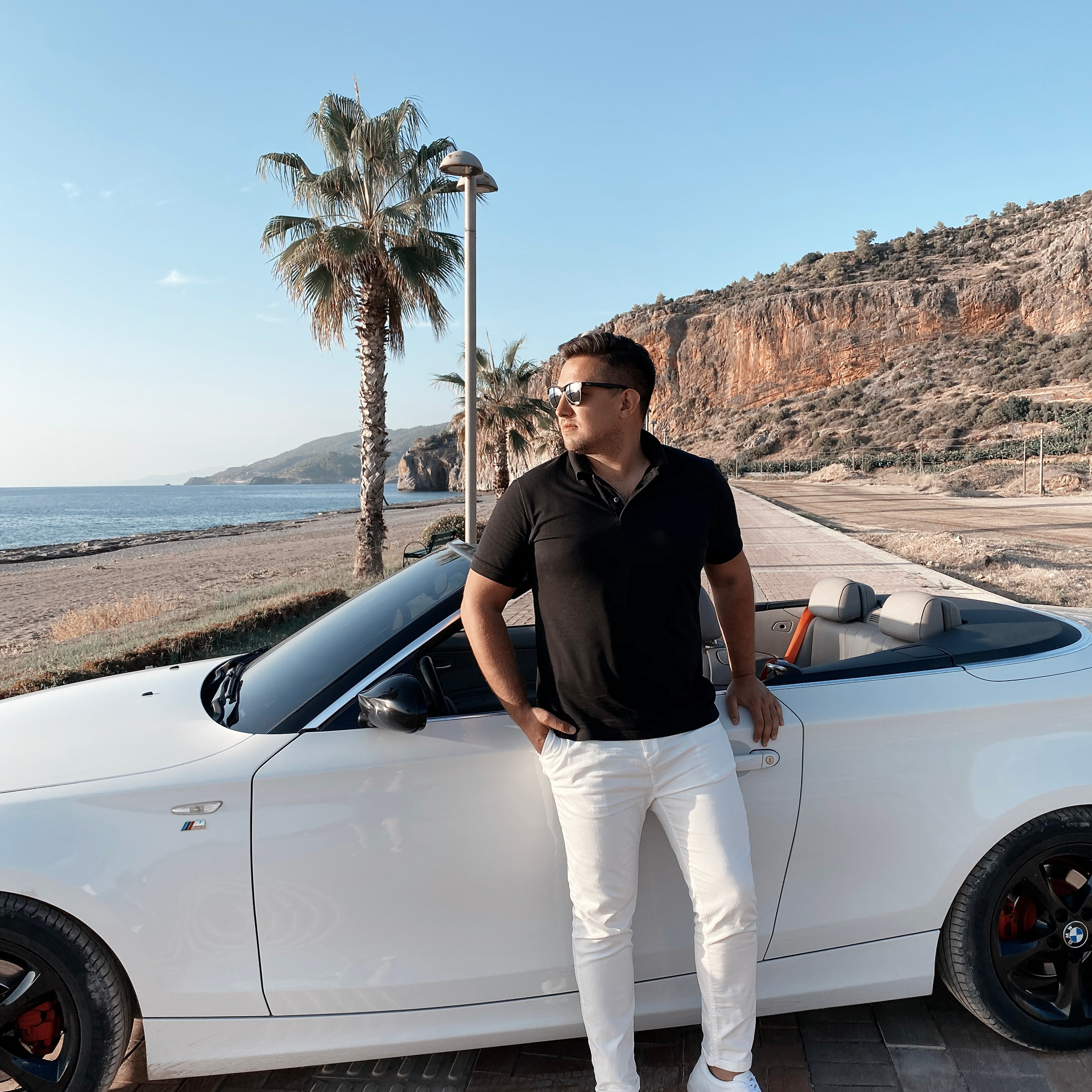 Filming for content with a cabriolet. Alsu Develi, Photographer in Turkey, Alanya, Side, Belek, Antalya, Kemer, Turkiye. Photoshooting in Alanya. Photosession in Belek, Side