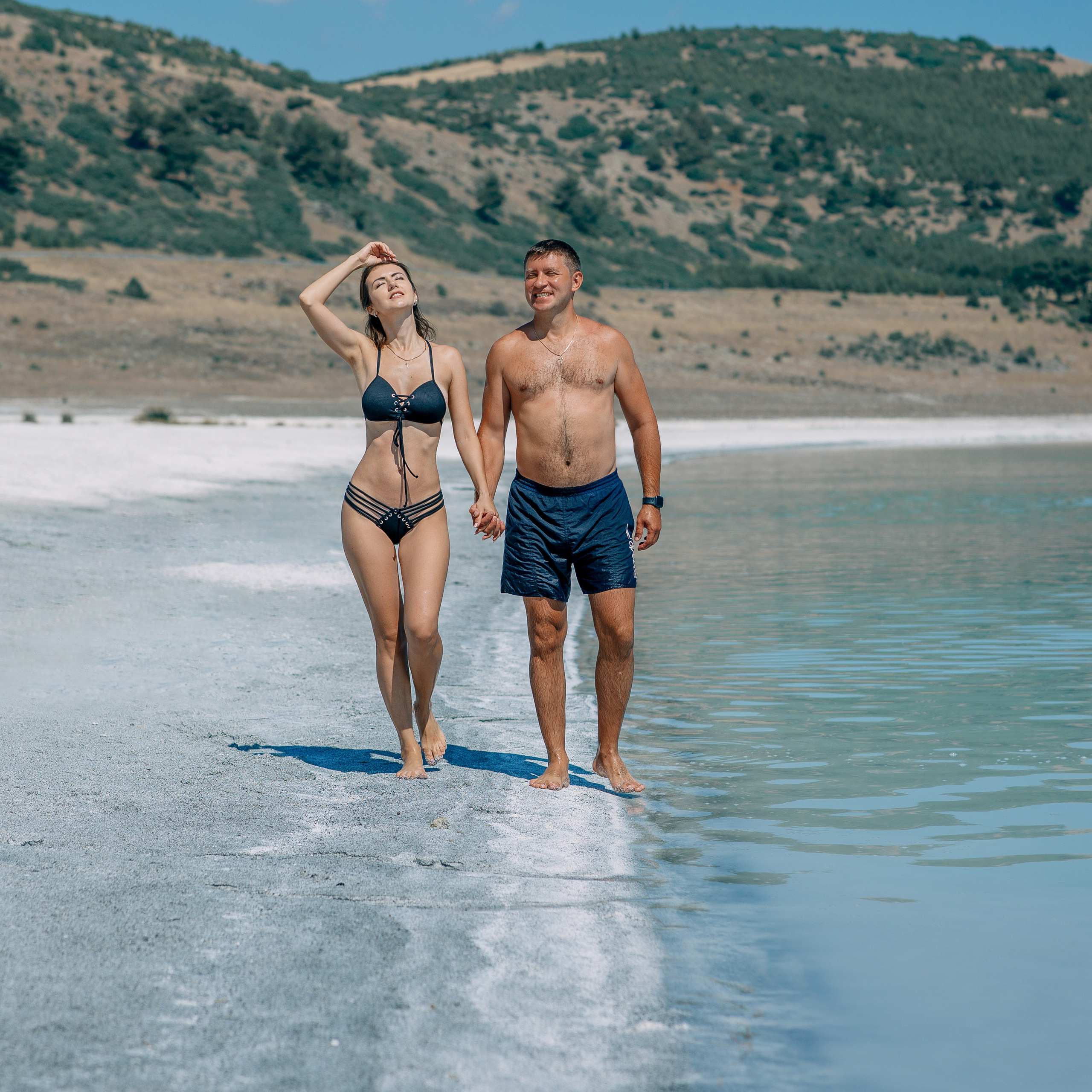 Романтическая съемка на озерe салда. Алсу Девели. Фотограф в Алании в Турции, Аланья, Сиде, Белек, Анталия, Кемер, Конаклы, Окурджалар. Фотосъемки в Алании. Фотосессия в Алания